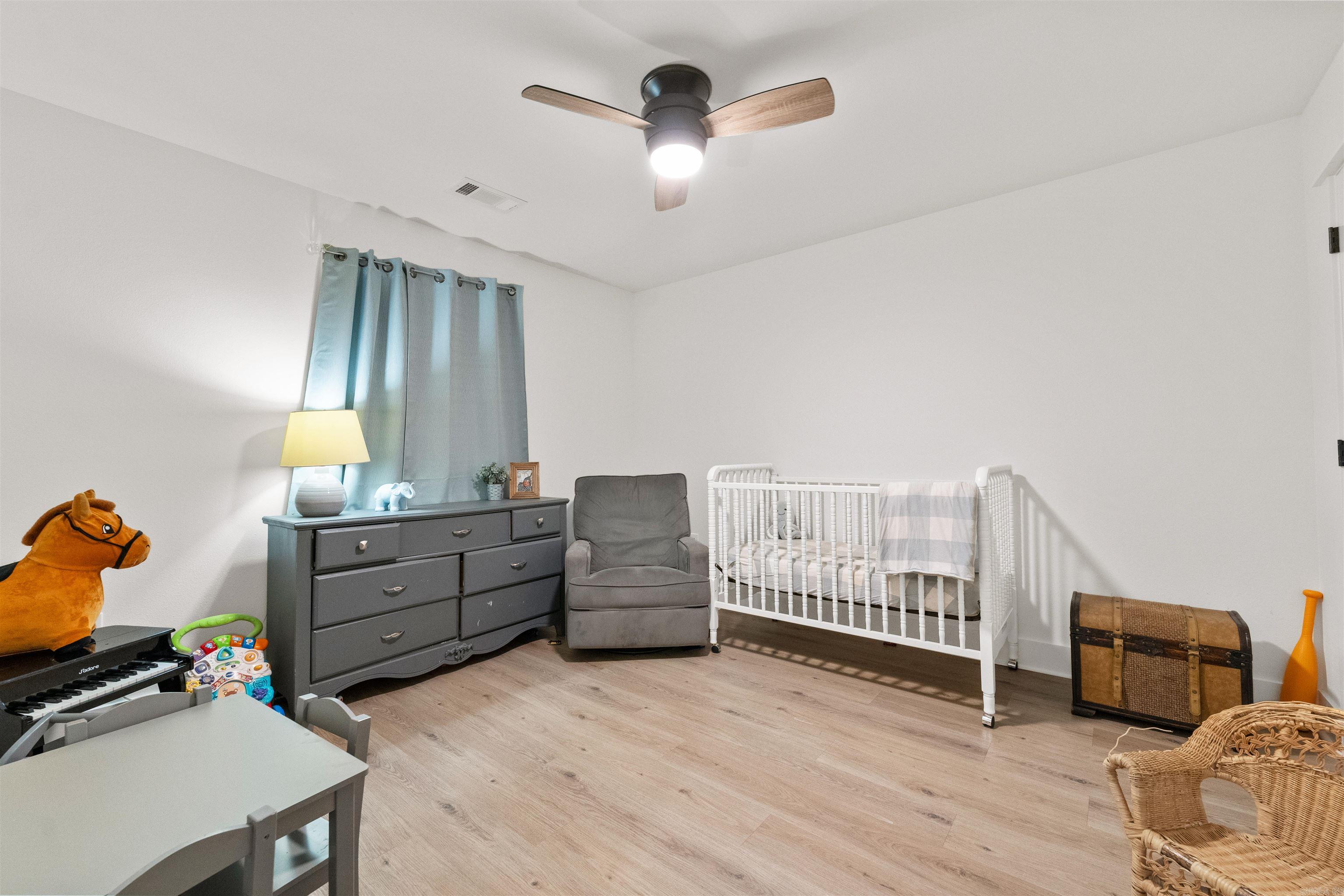 OAK SHADOWS - Residential