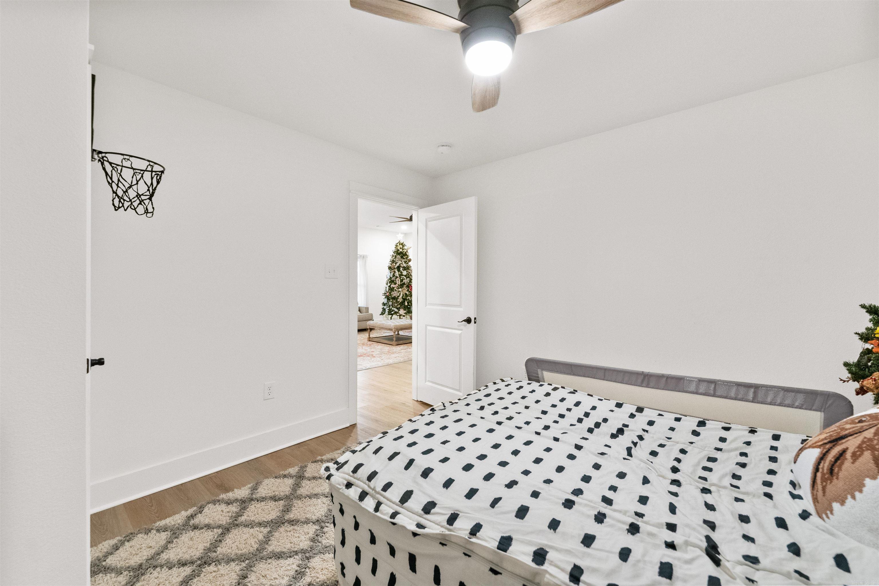 OAK SHADOWS - Residential