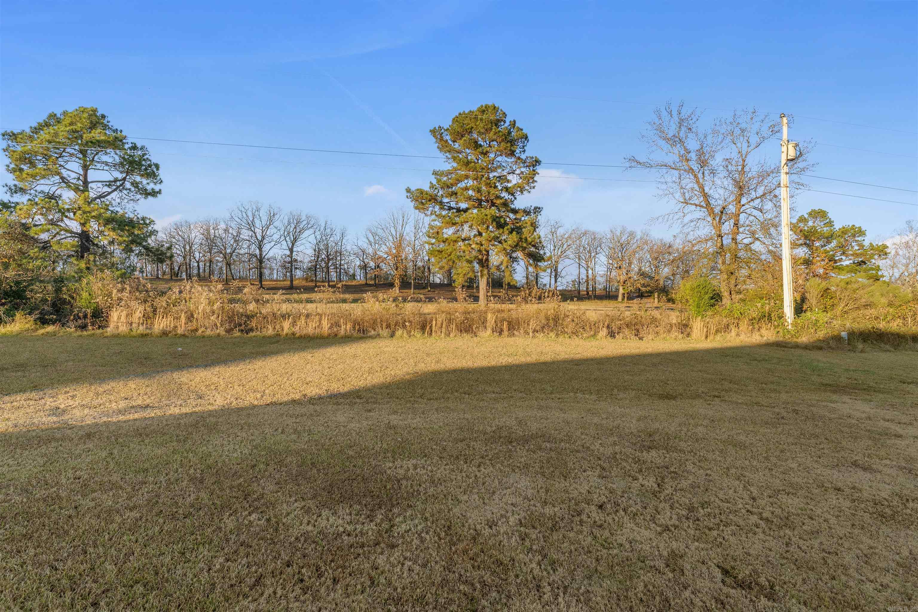 OAK SHADOWS - Residential