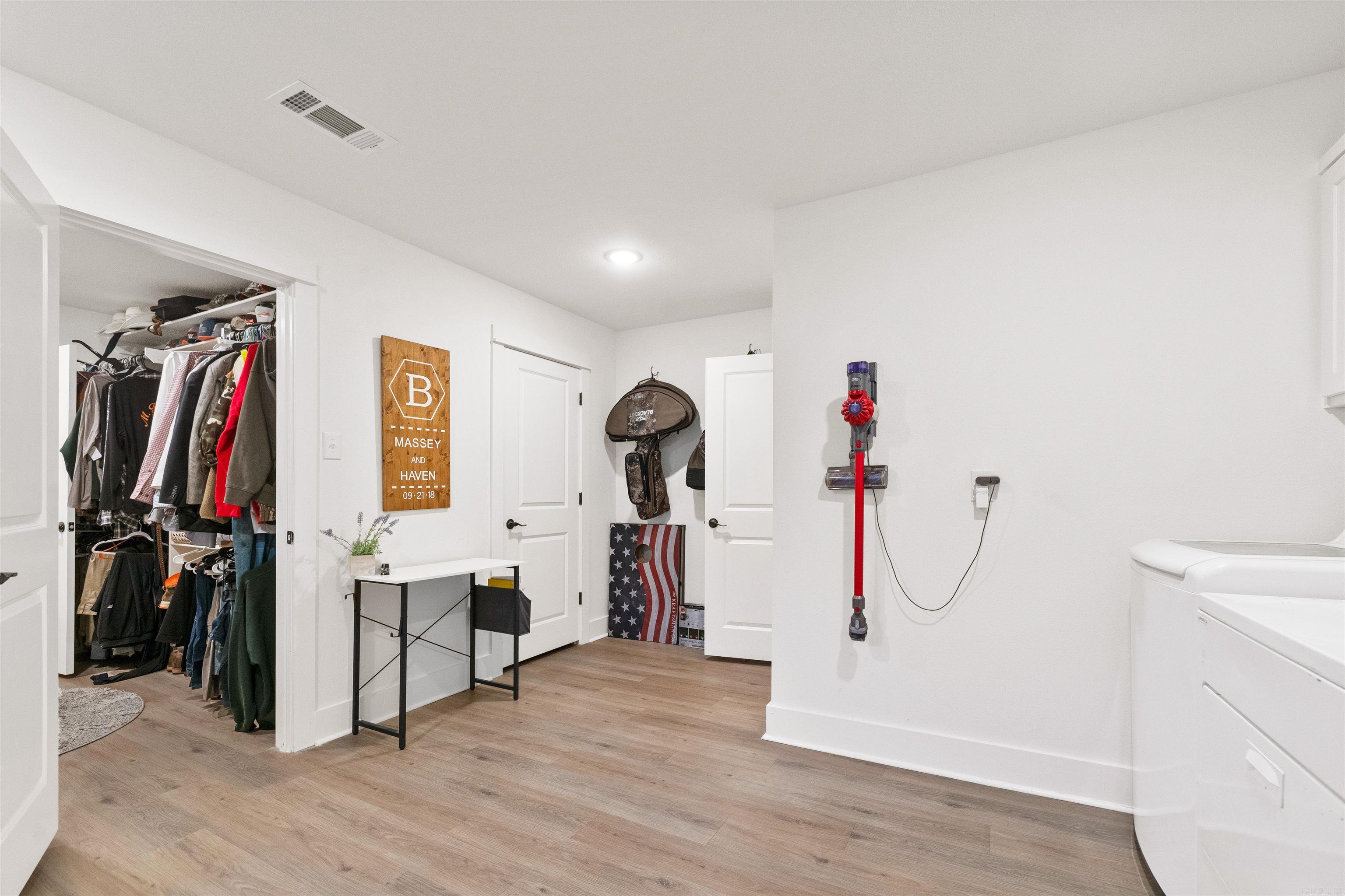 OAK SHADOWS - Residential