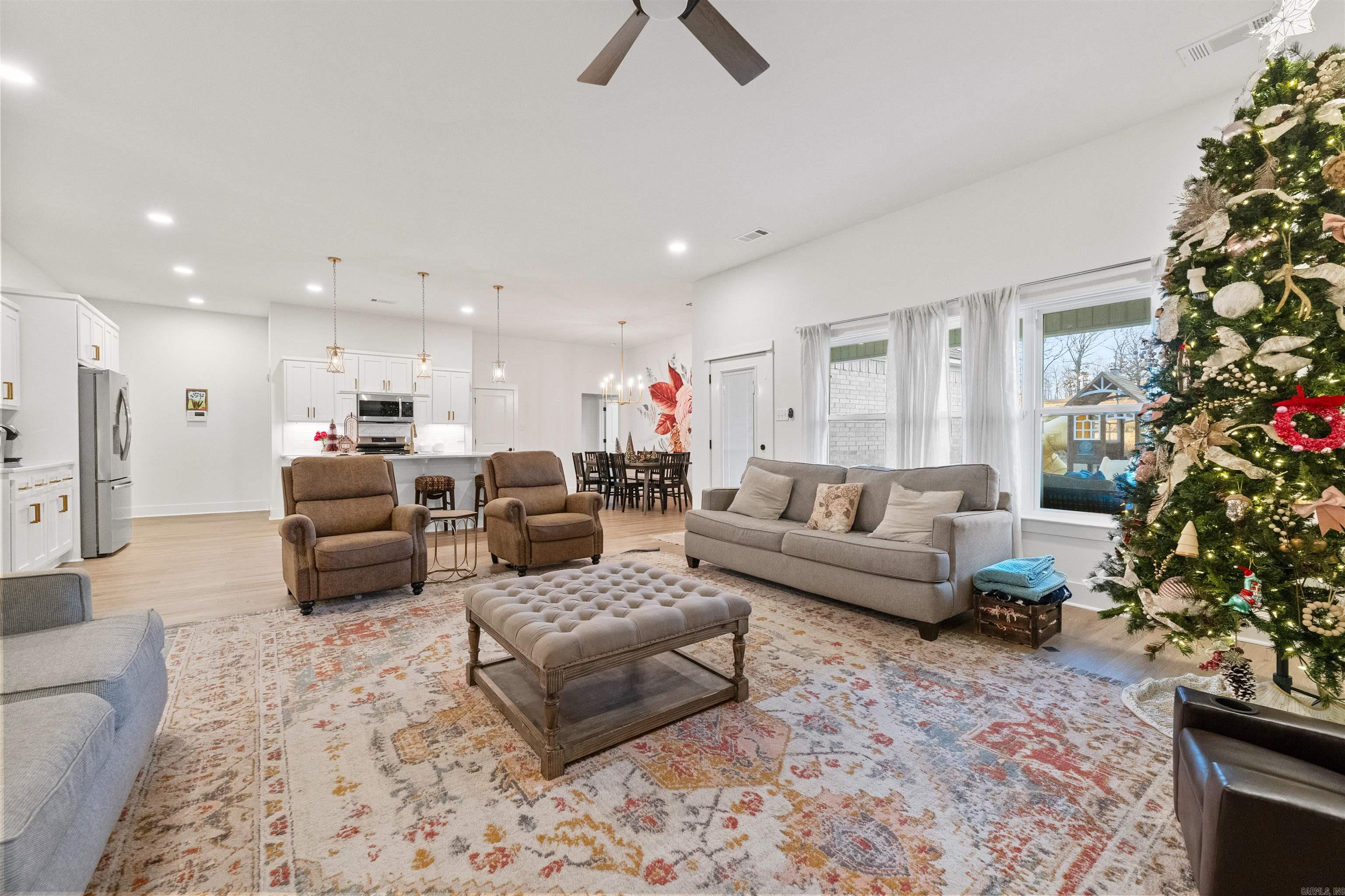 OAK SHADOWS - Residential