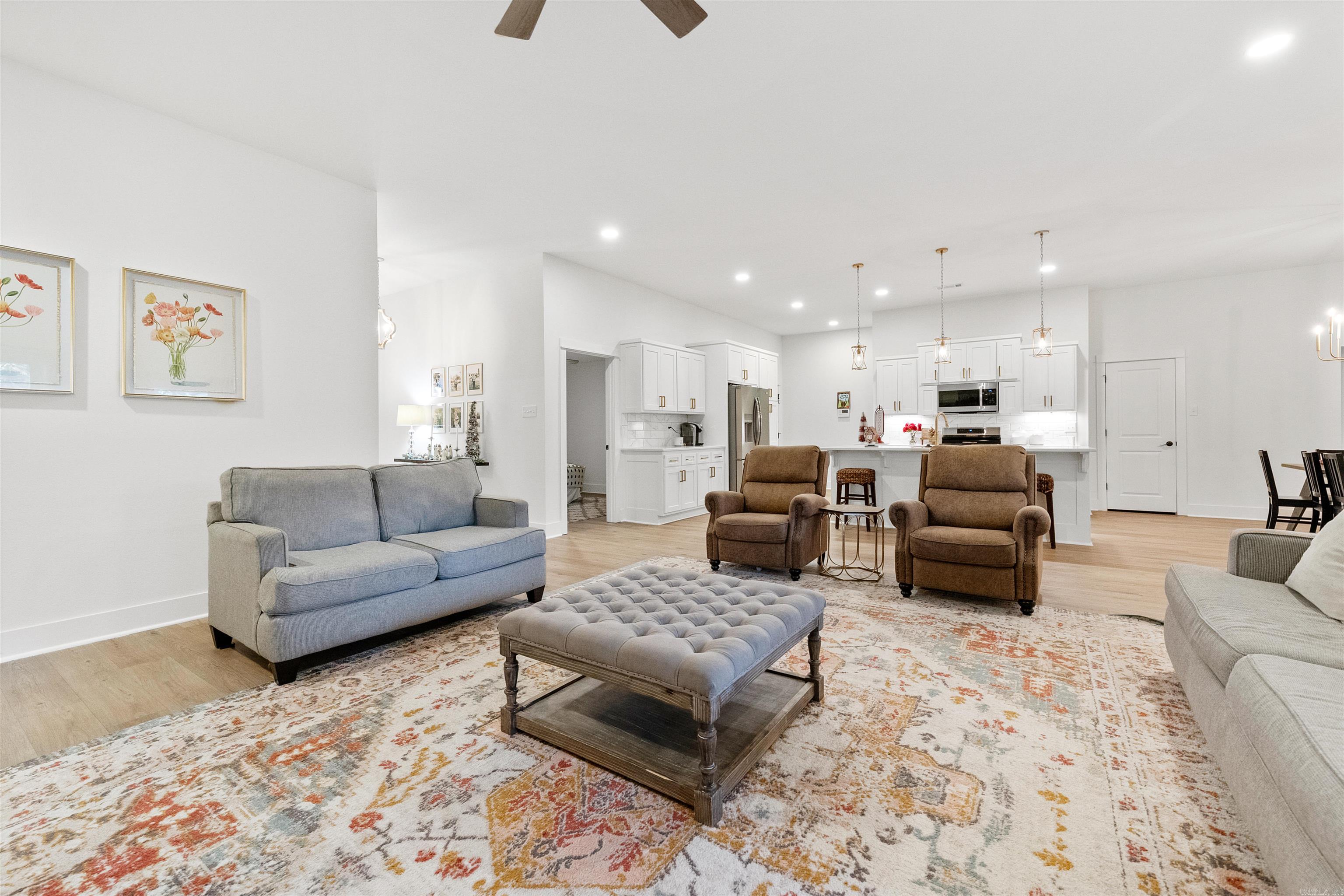 OAK SHADOWS - Residential