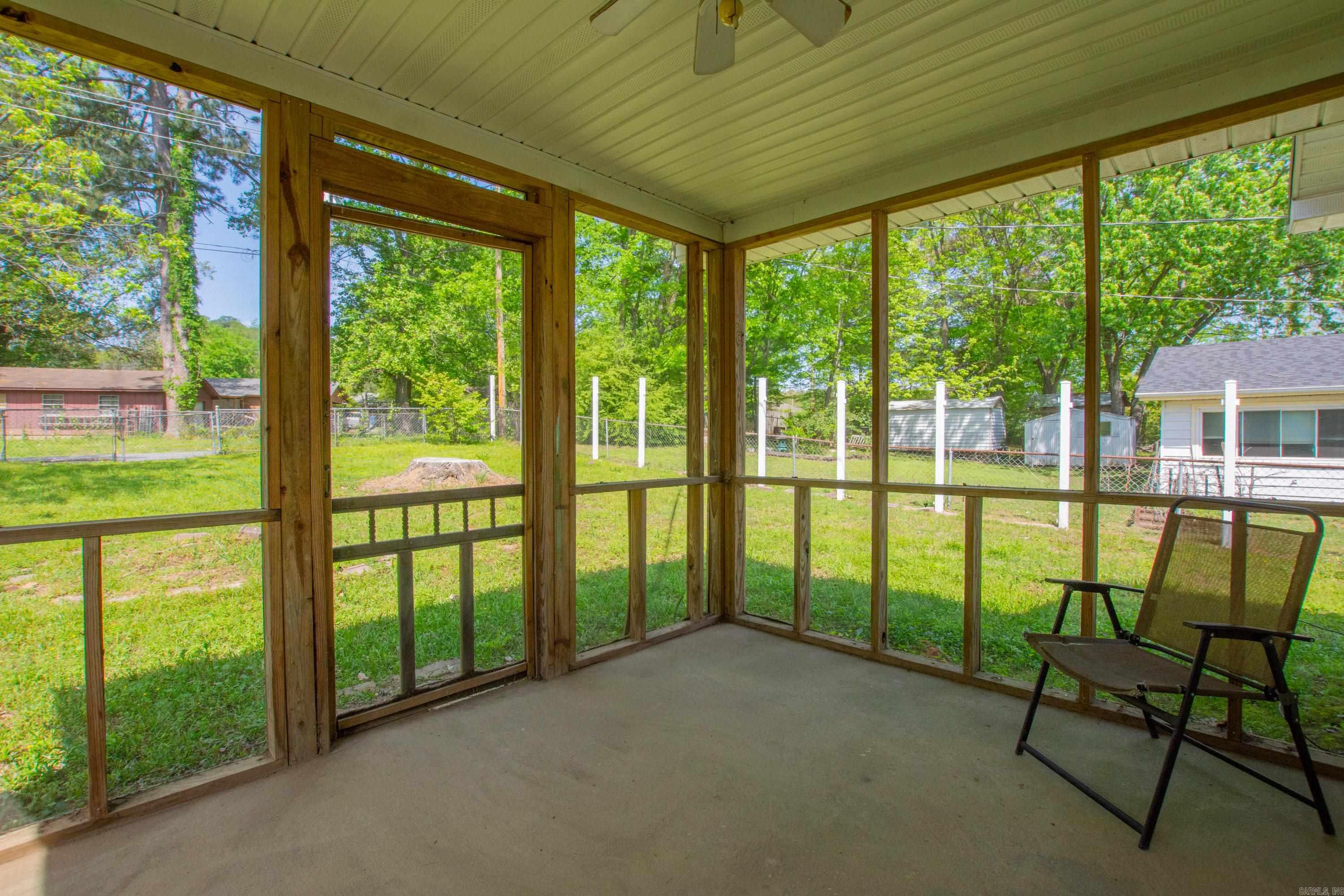 MEADOWBROOK - Residential