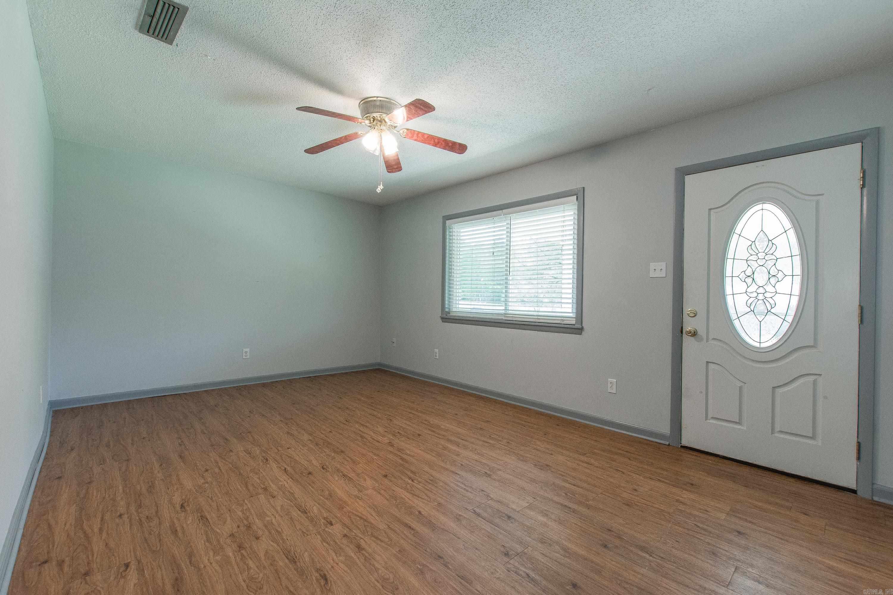 MEADOWBROOK - Residential