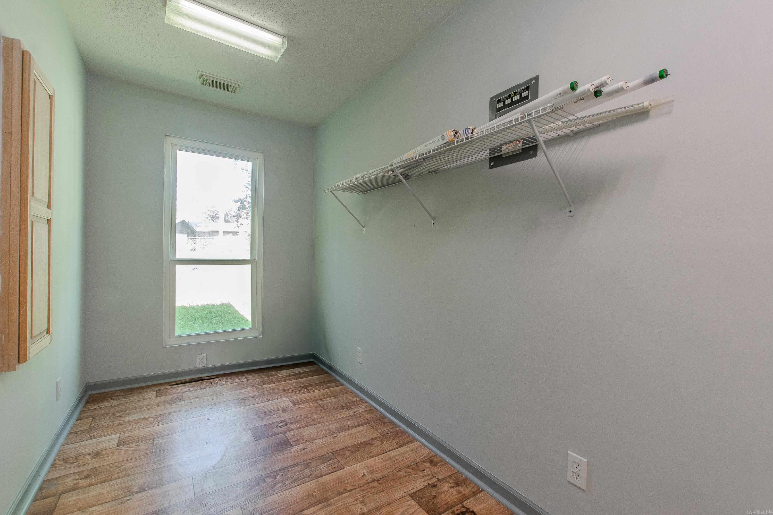 MEADOWBROOK - Residential