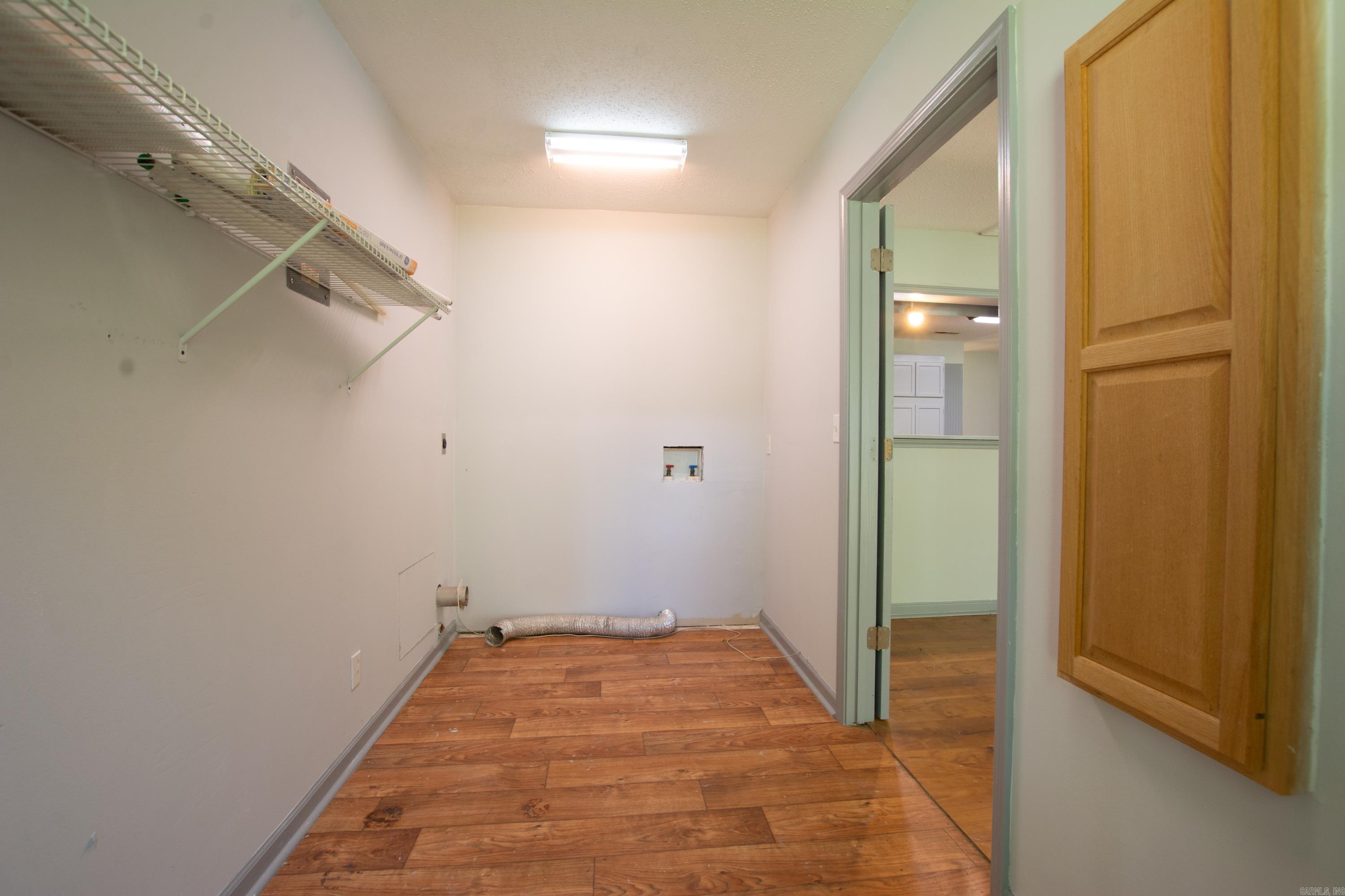 MEADOWBROOK - Residential