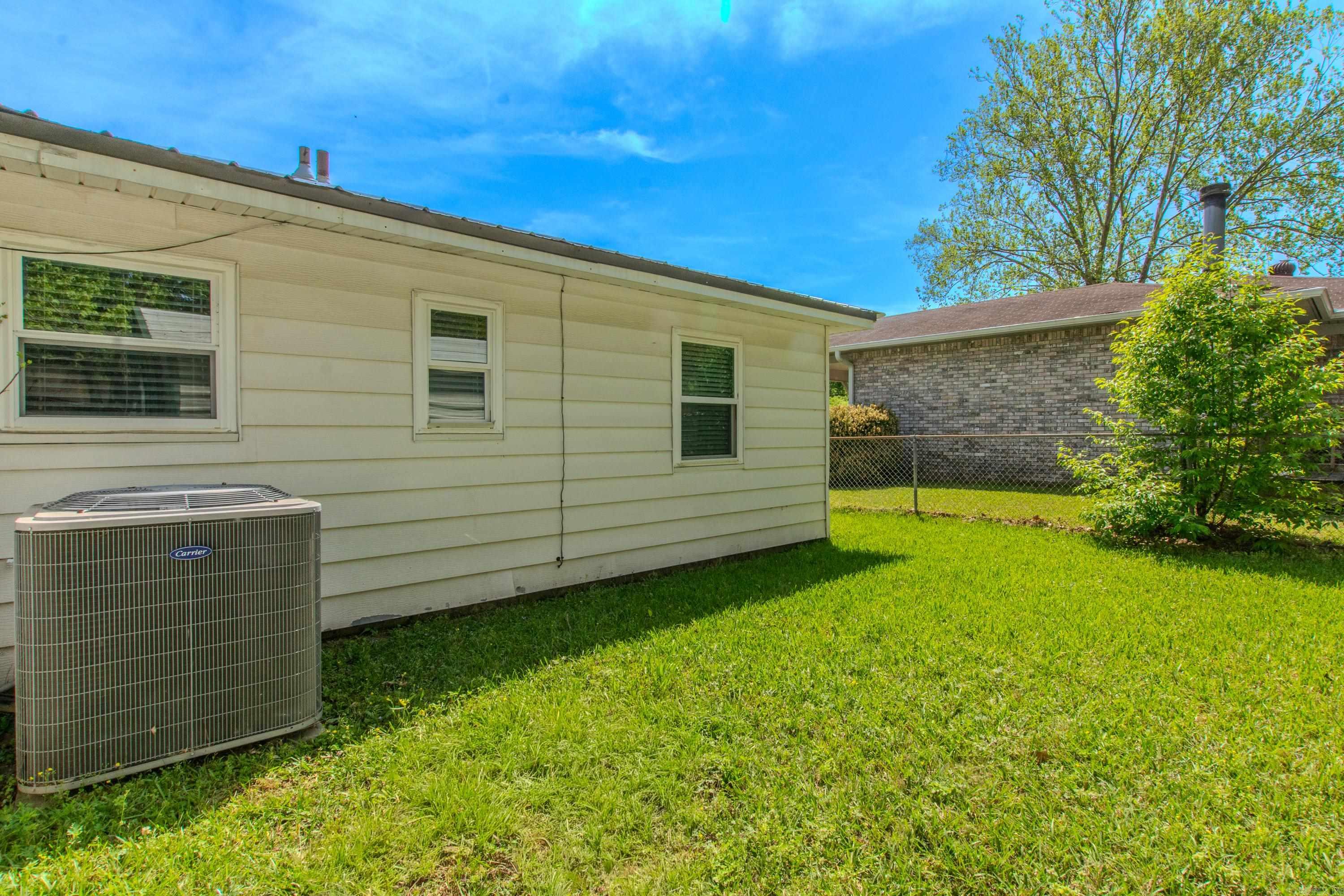 MEADOWBROOK - Residential