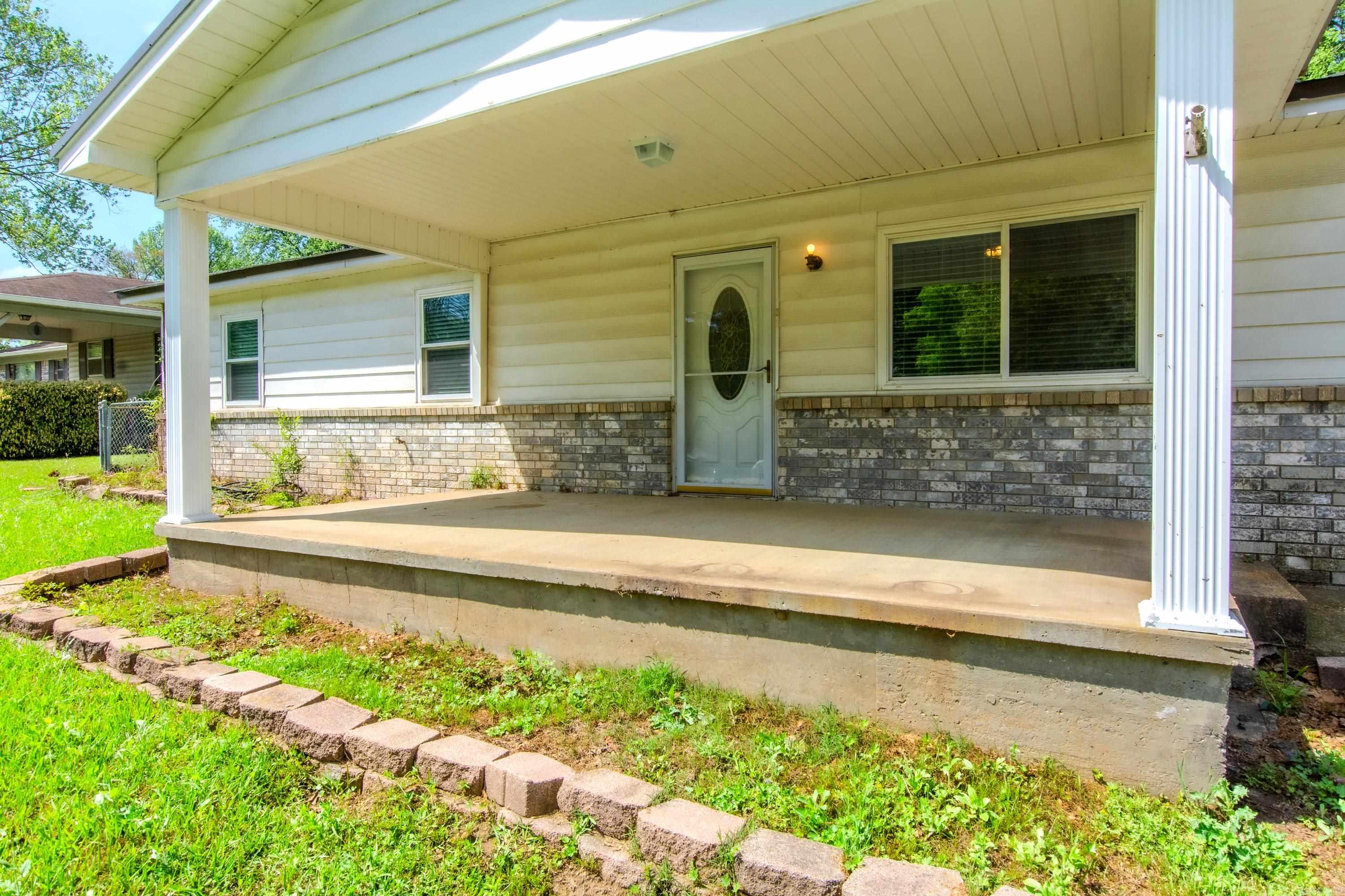 MEADOWBROOK - Residential