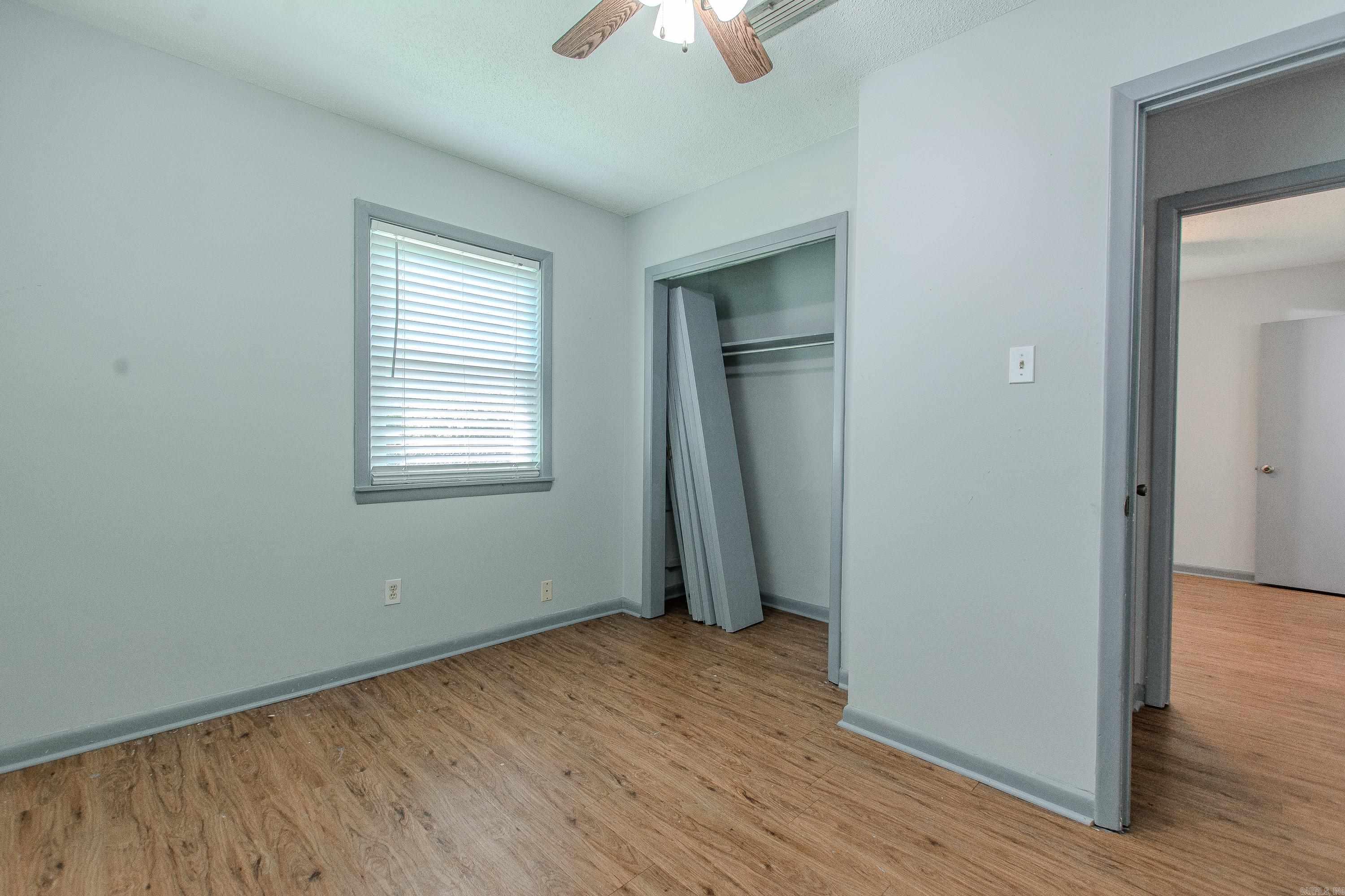 MEADOWBROOK - Residential