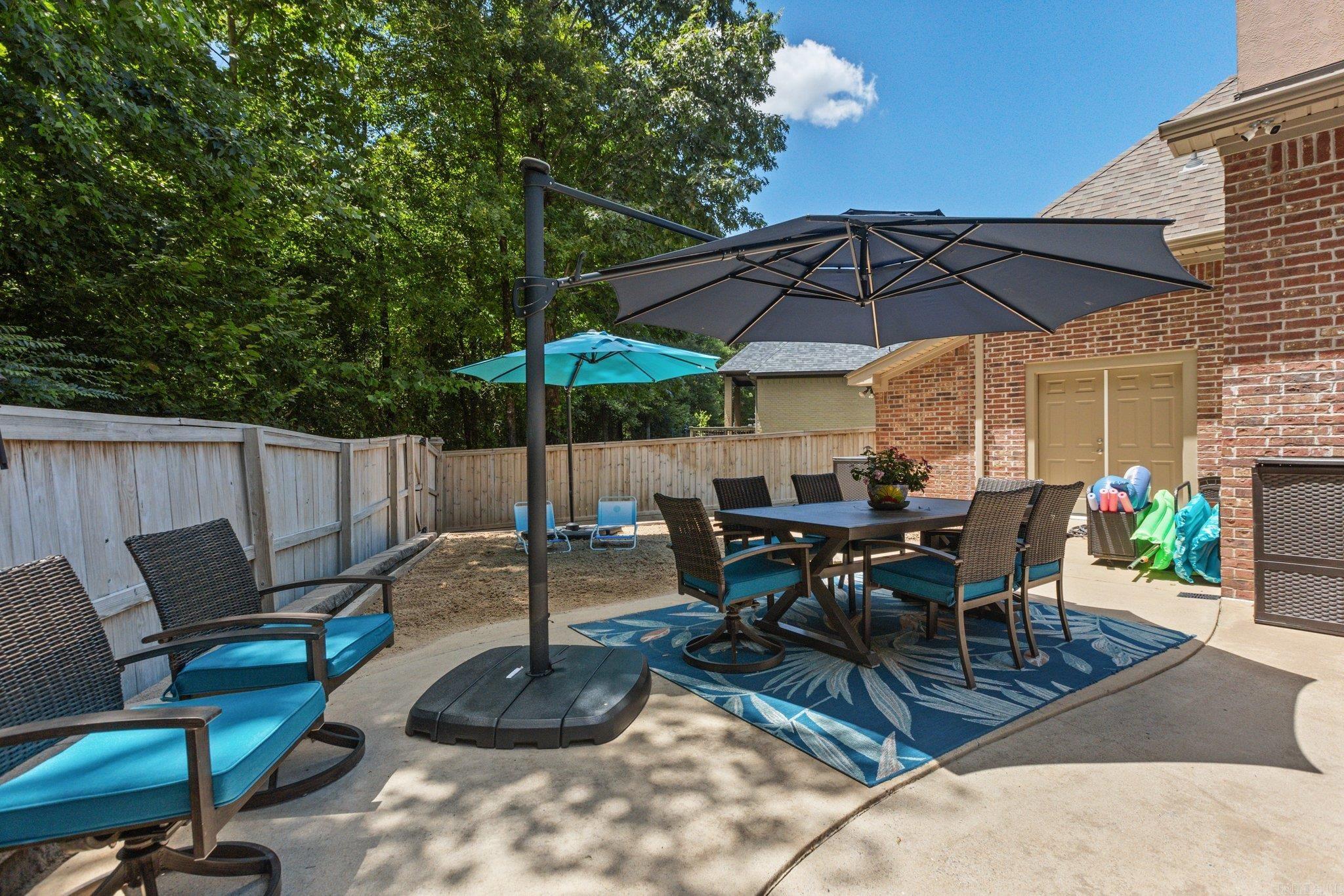 WOODLANDS EDGE - Residential