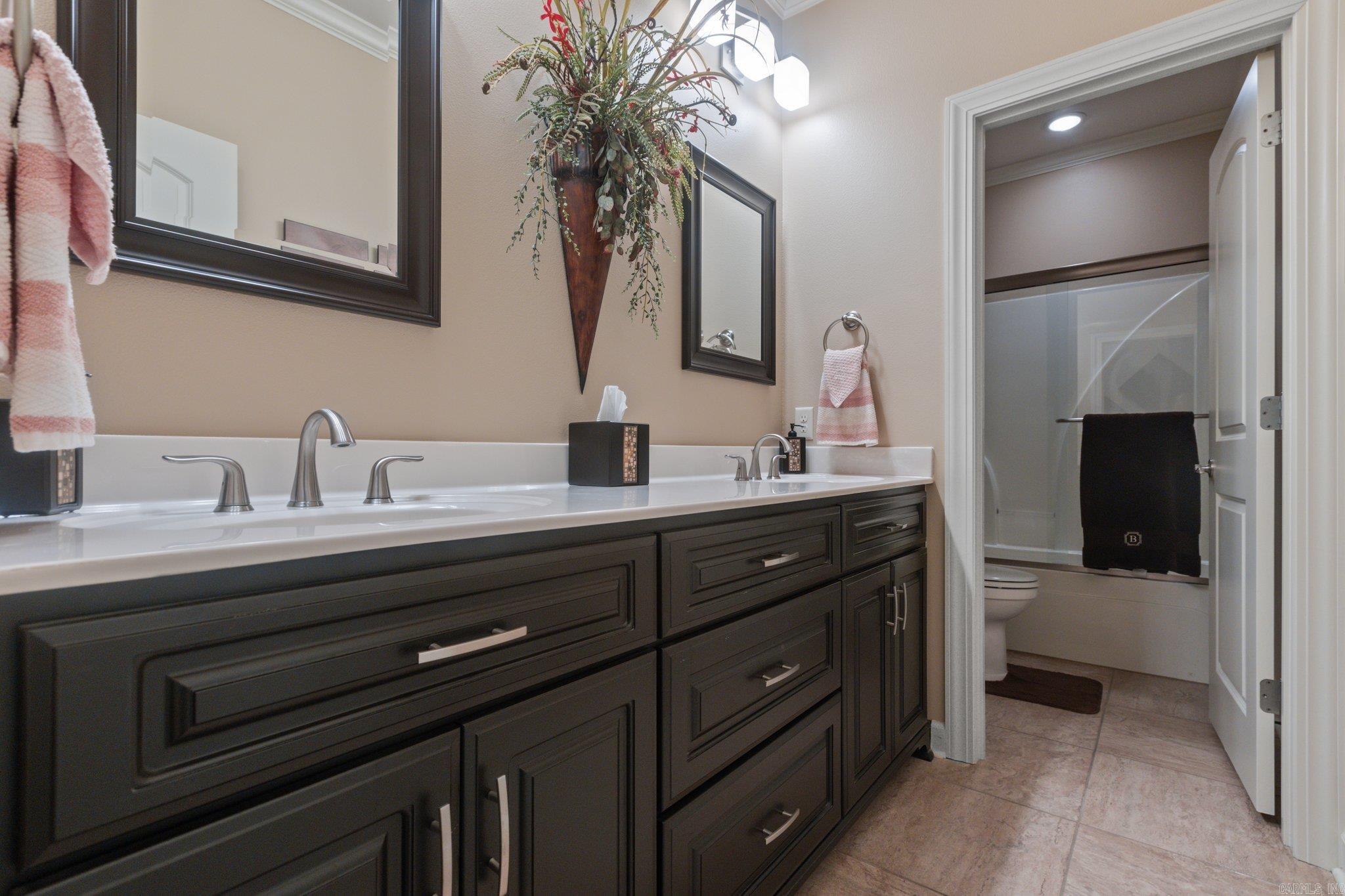 WOODLANDS EDGE - Residential