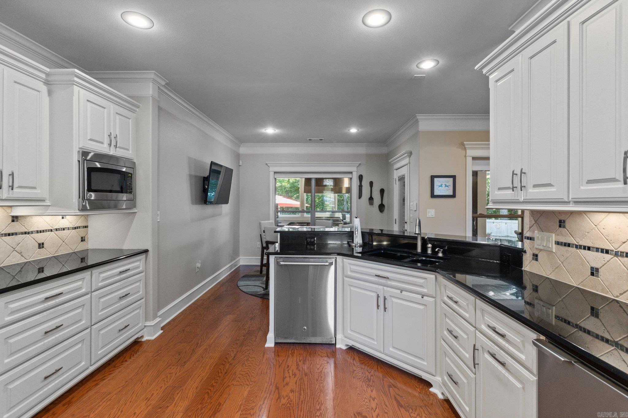 WOODLANDS EDGE - Residential
