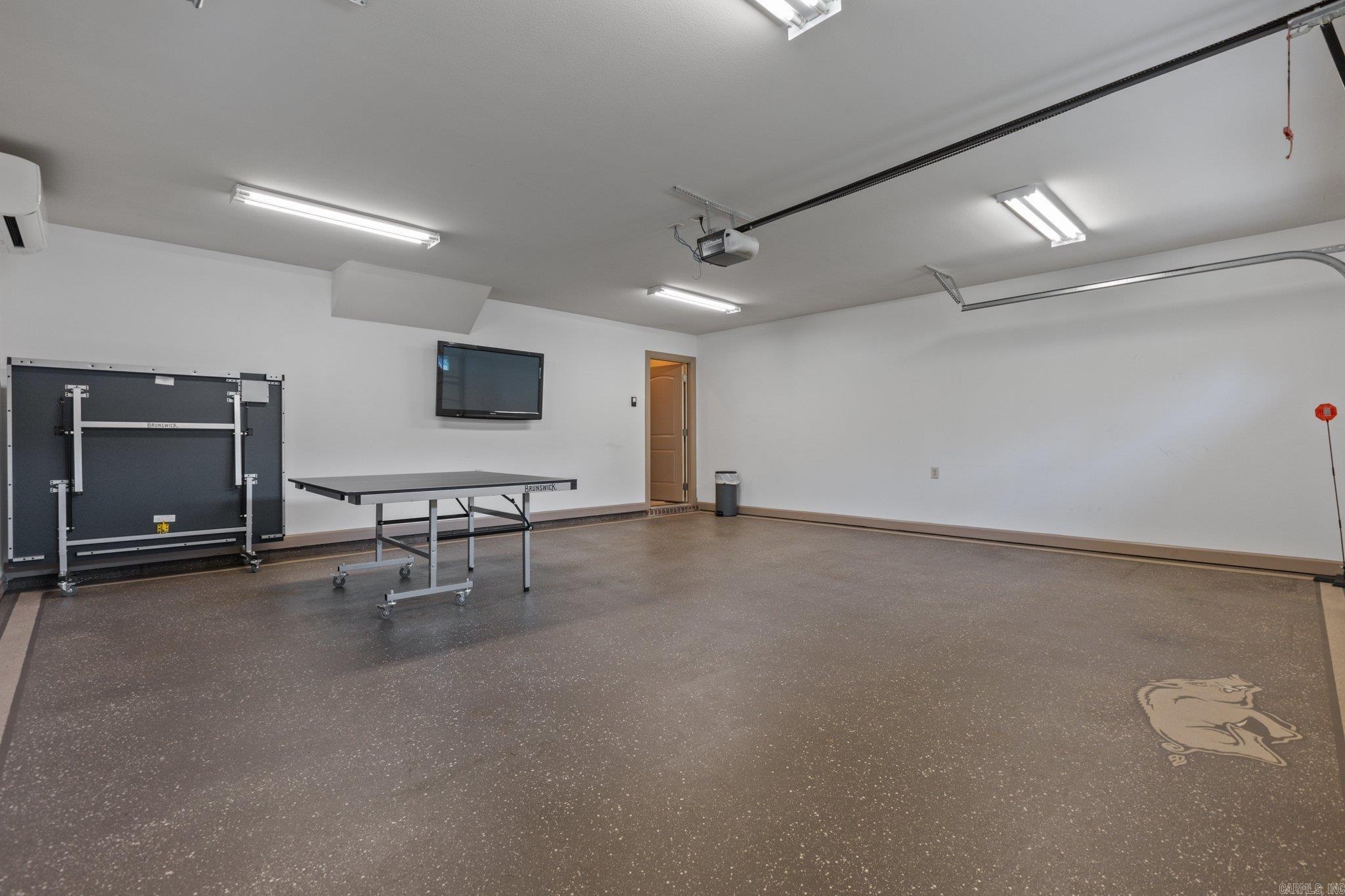 WOODLANDS EDGE - Residential