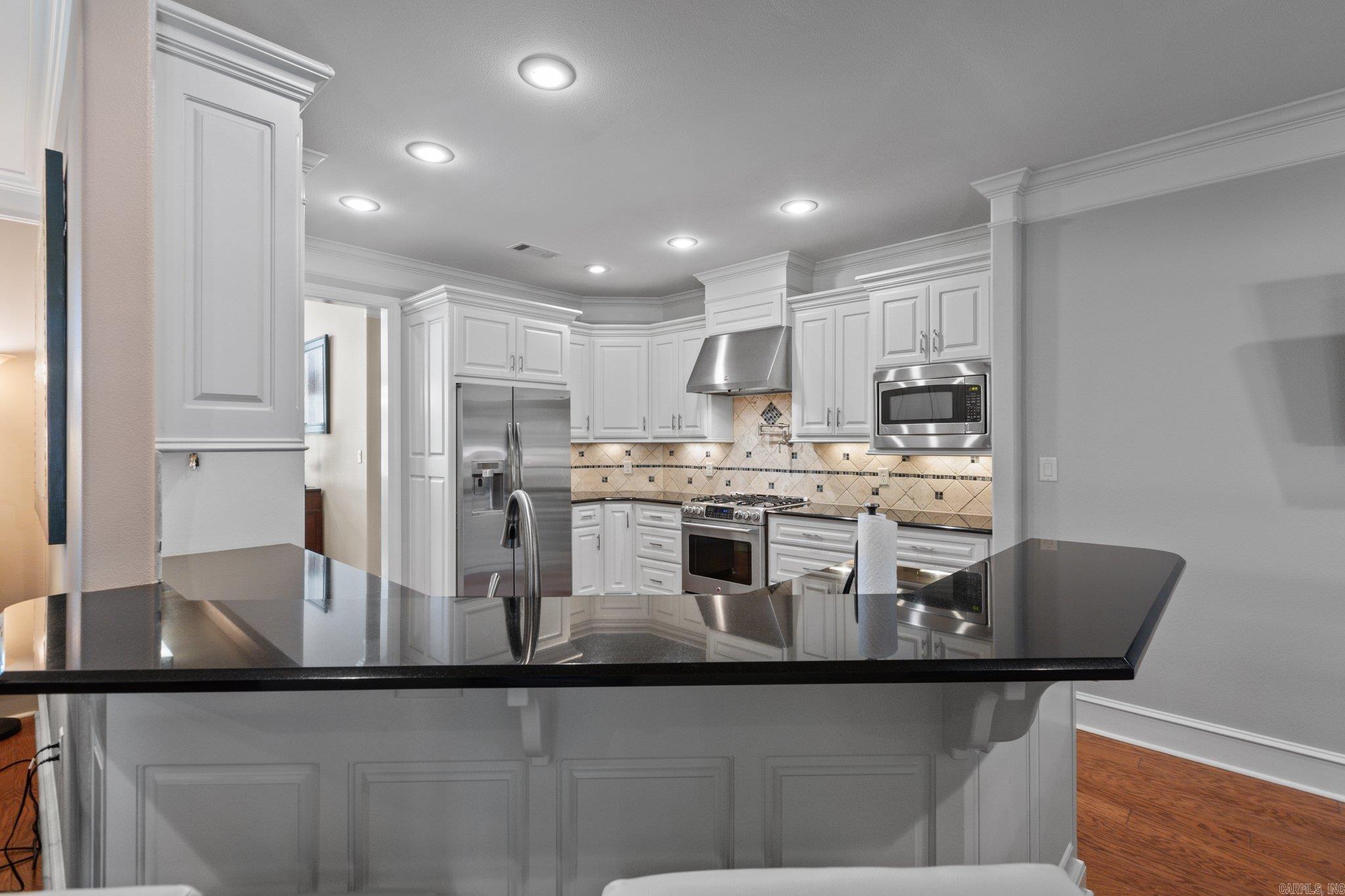 WOODLANDS EDGE - Residential