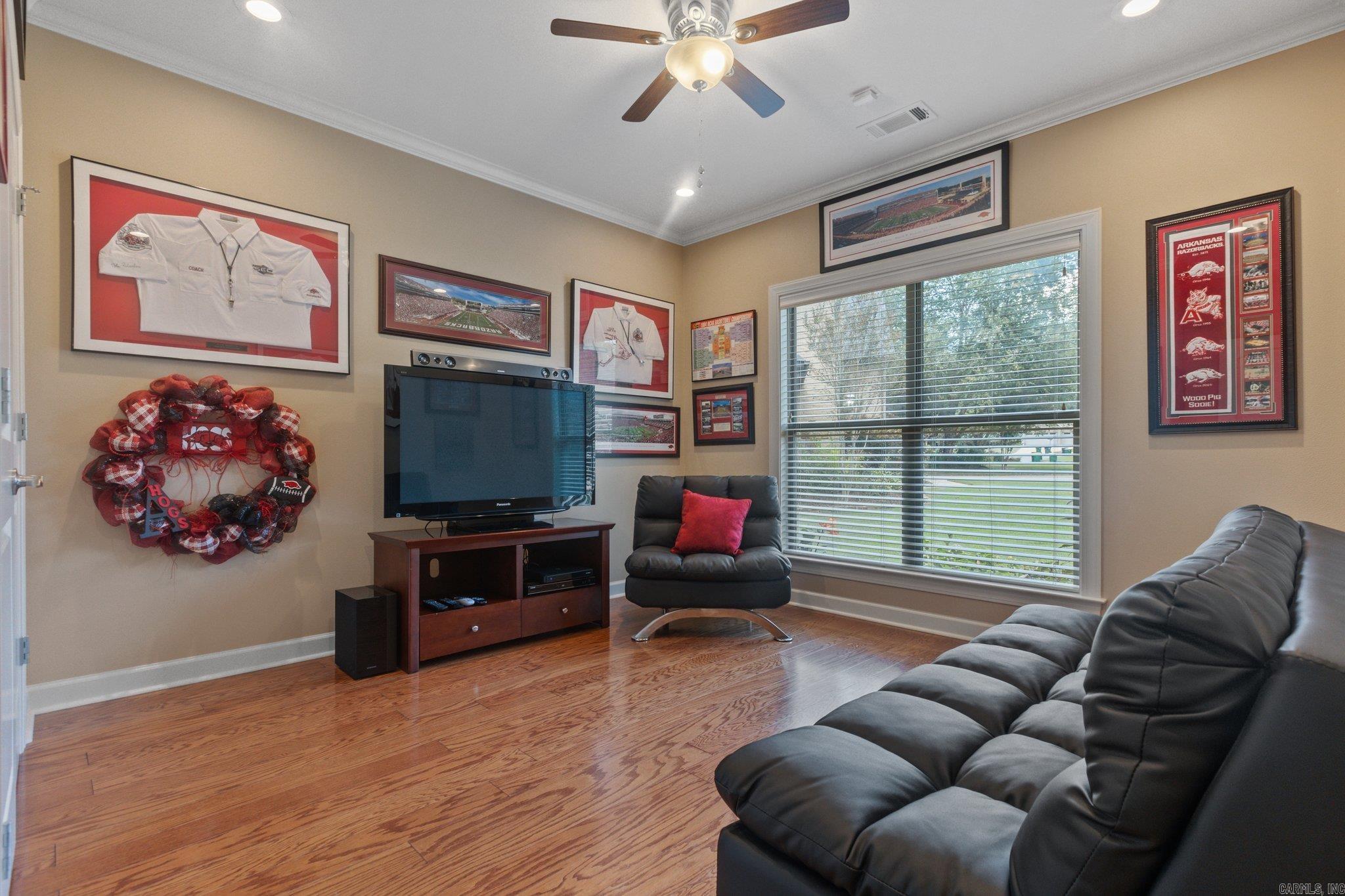 WOODLANDS EDGE - Residential