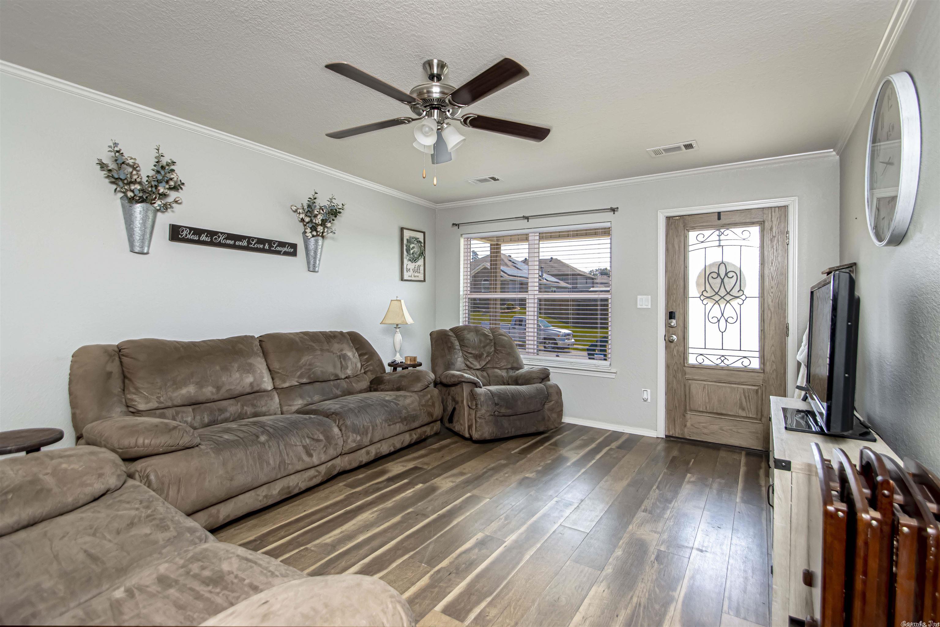 HERITAGE HEIGHTS - Residential