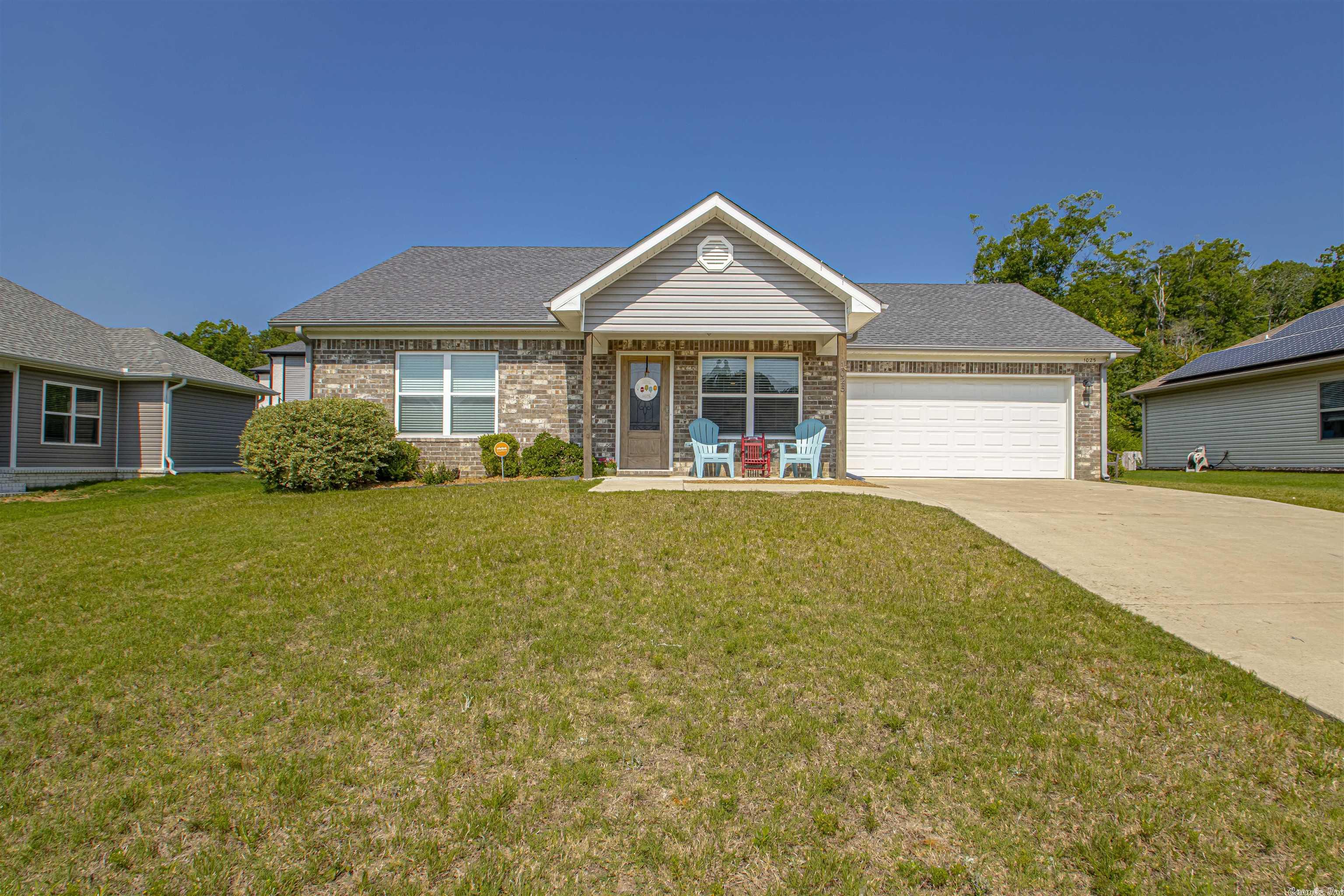 HERITAGE HEIGHTS - Residential