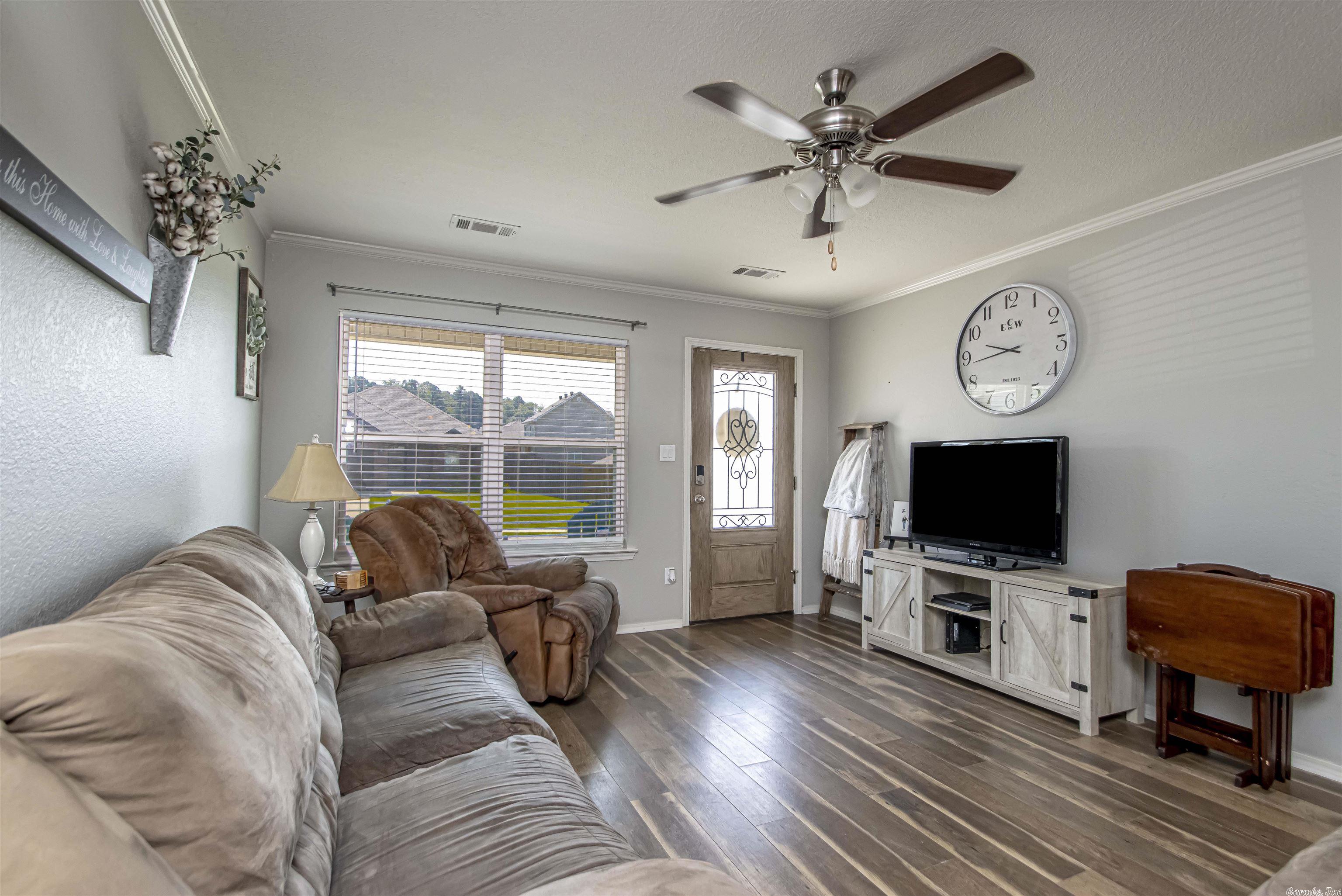 HERITAGE HEIGHTS - Residential