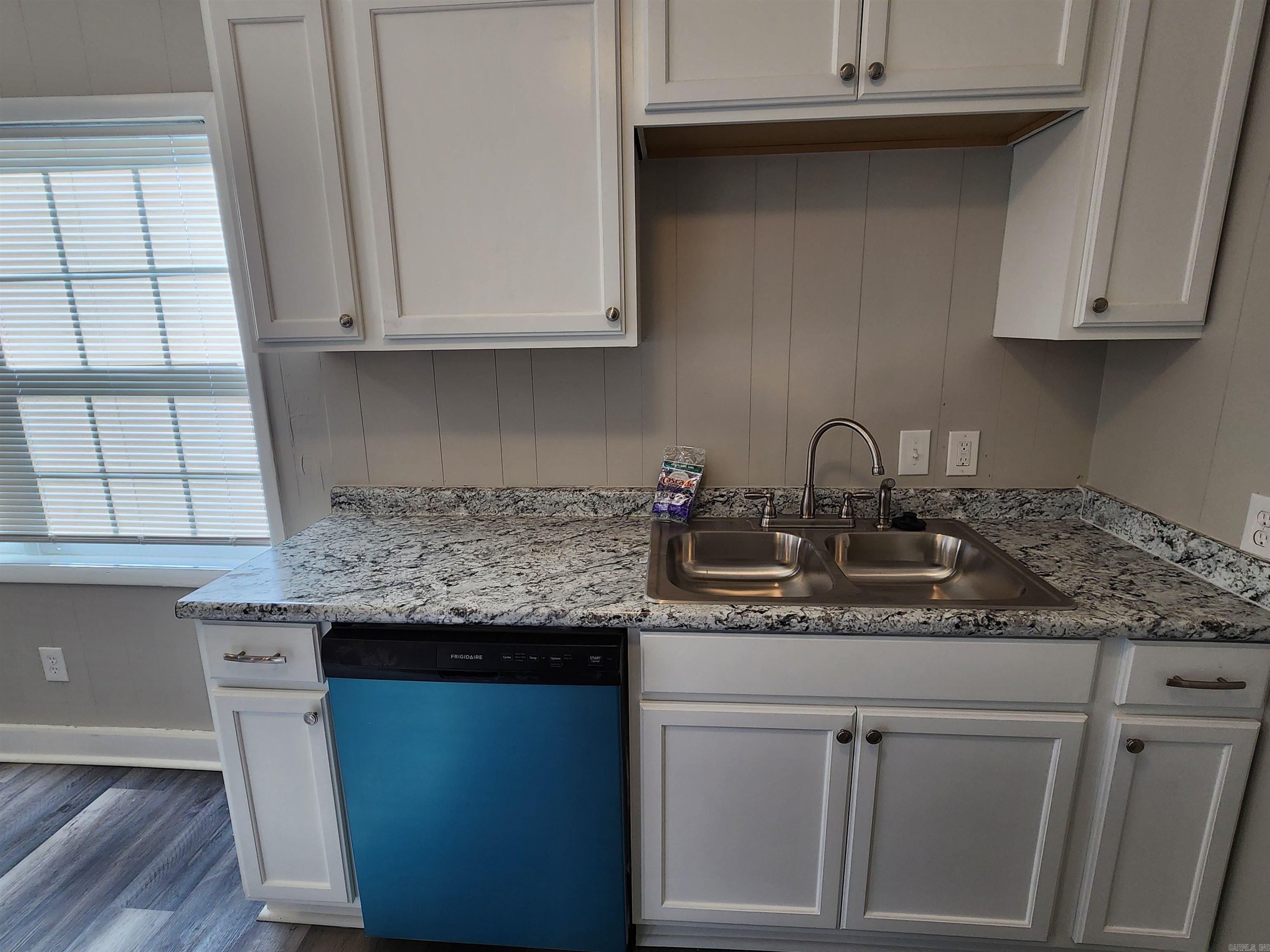 PINE FOREST - Residential