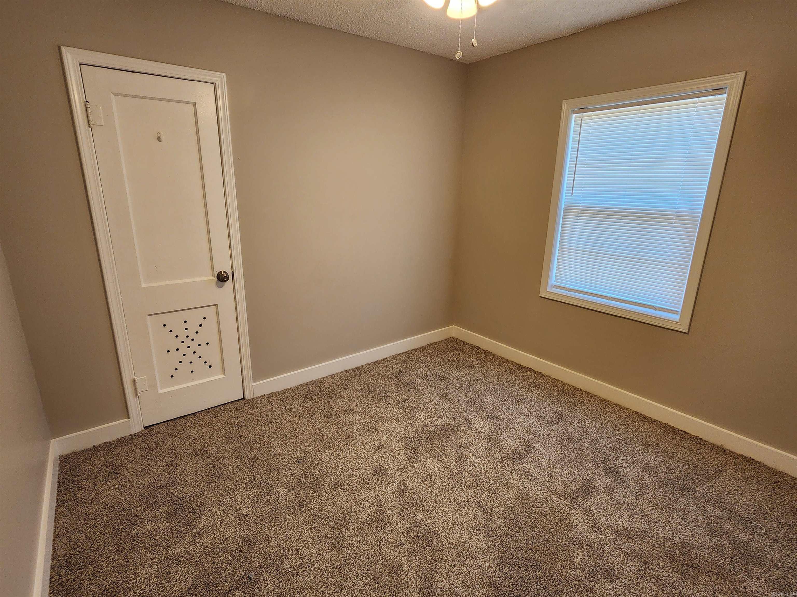 PINE FOREST - Residential