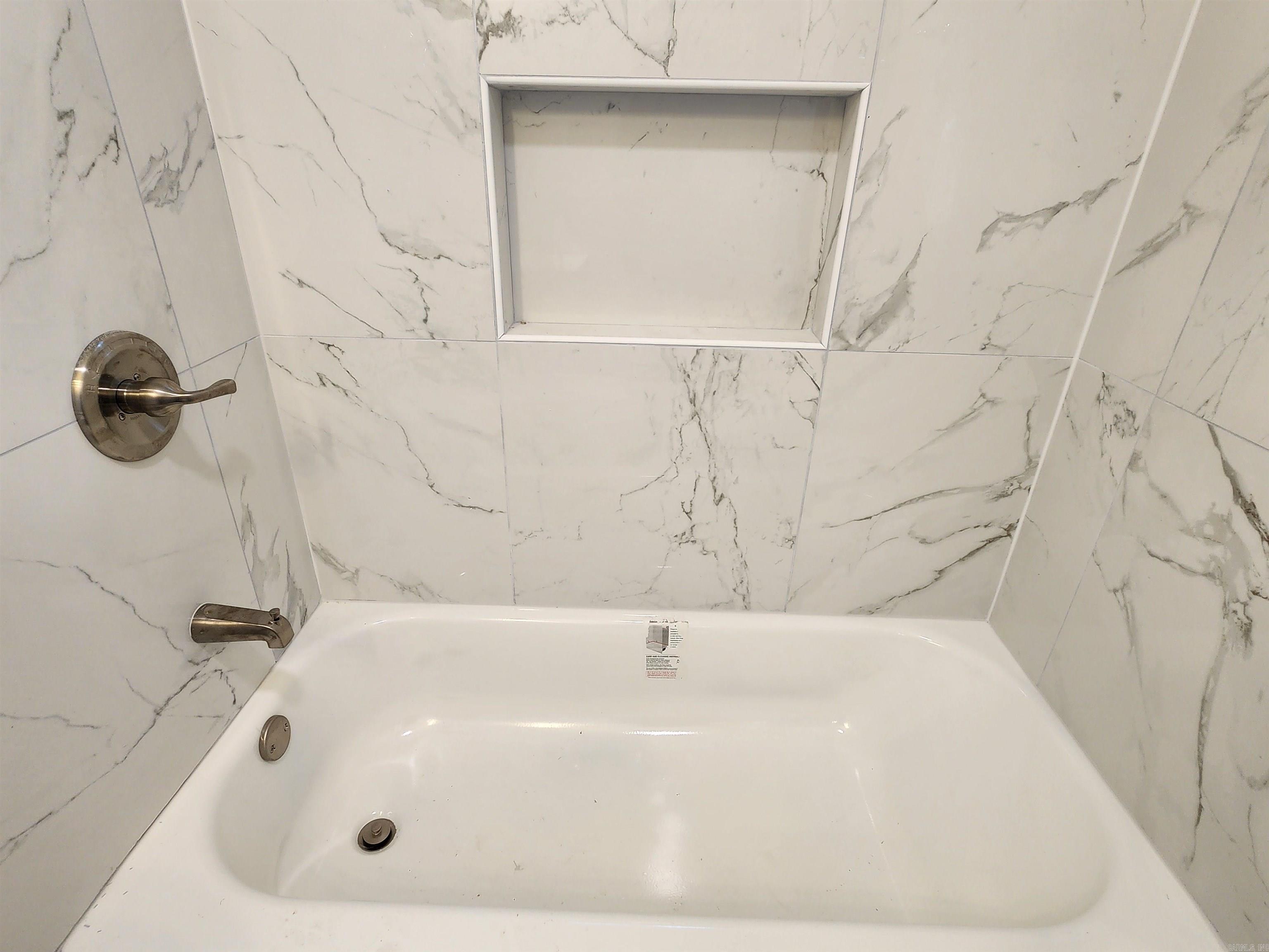 PINE FOREST - Residential