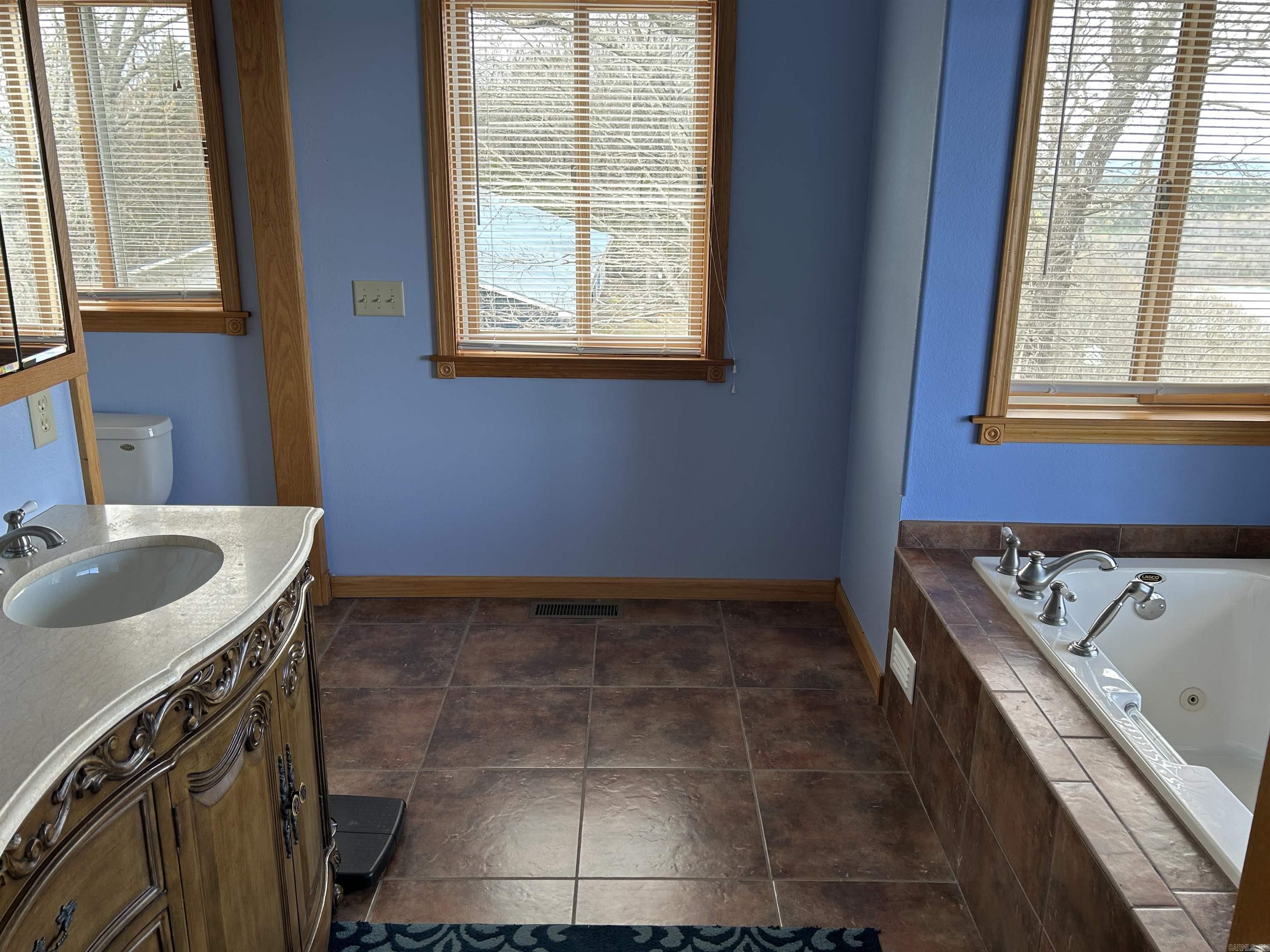 CLIFFVIEW TRACTS - Residential