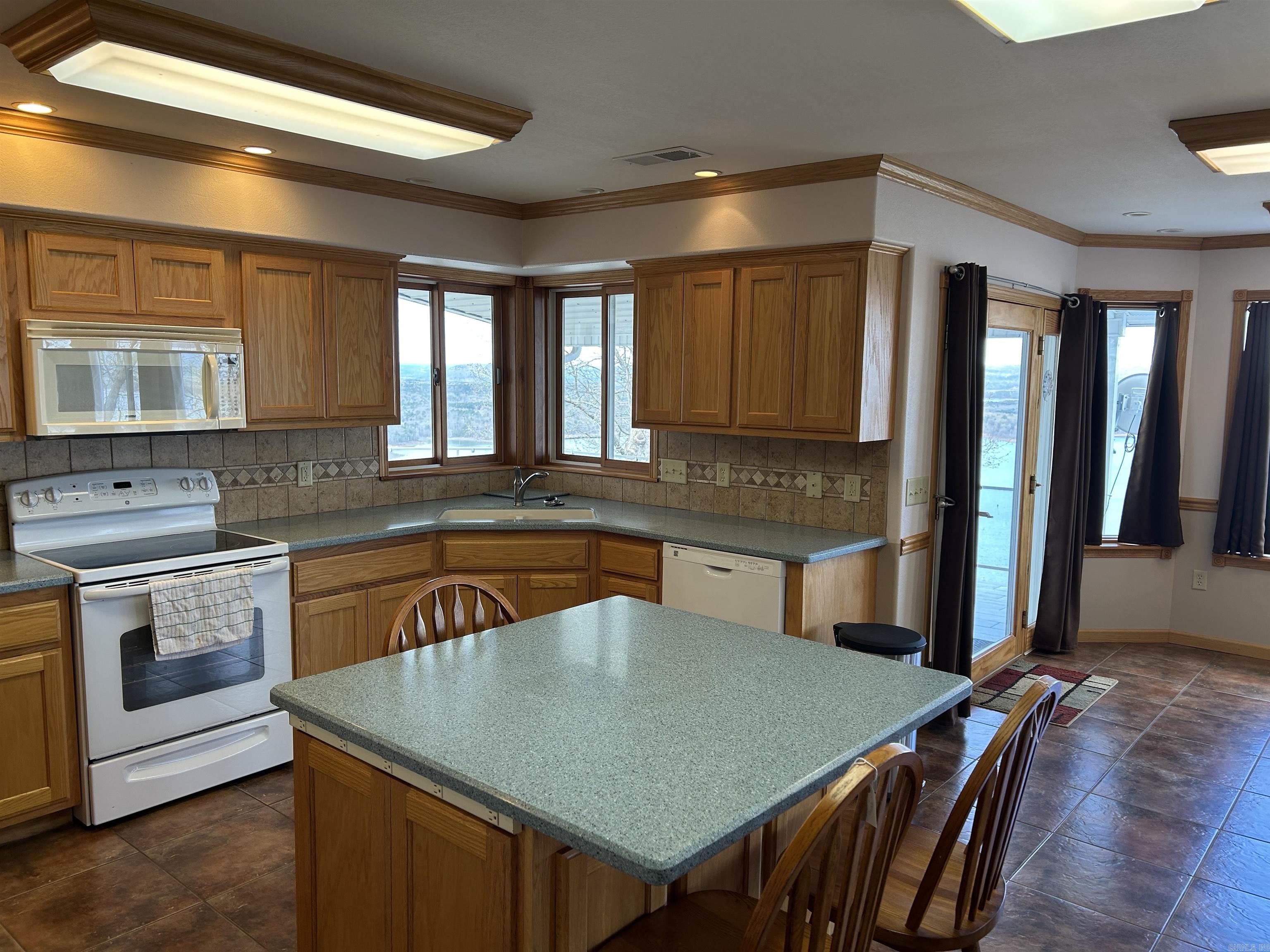 CLIFFVIEW TRACTS - Residential