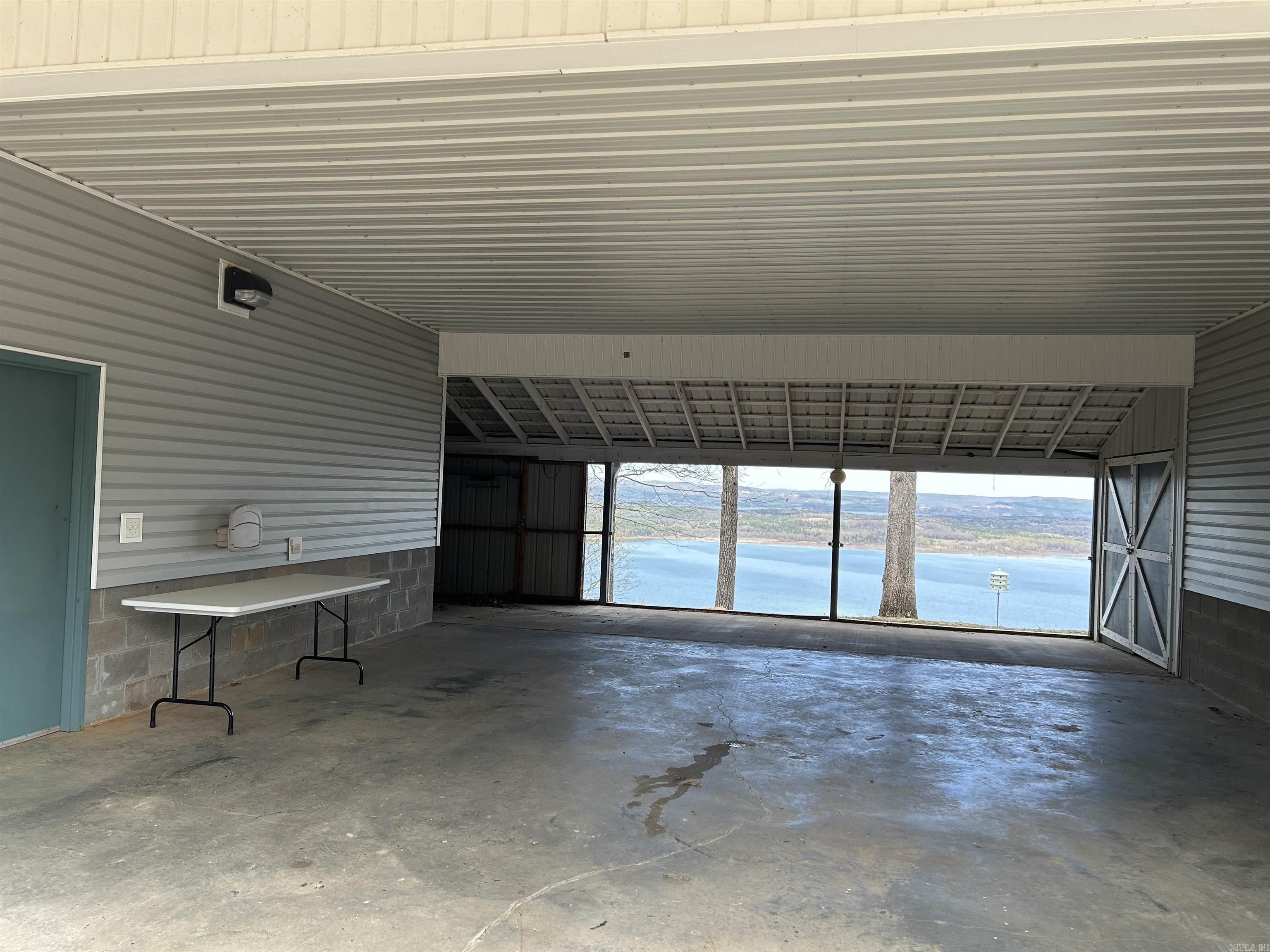 CLIFFVIEW TRACTS - Residential