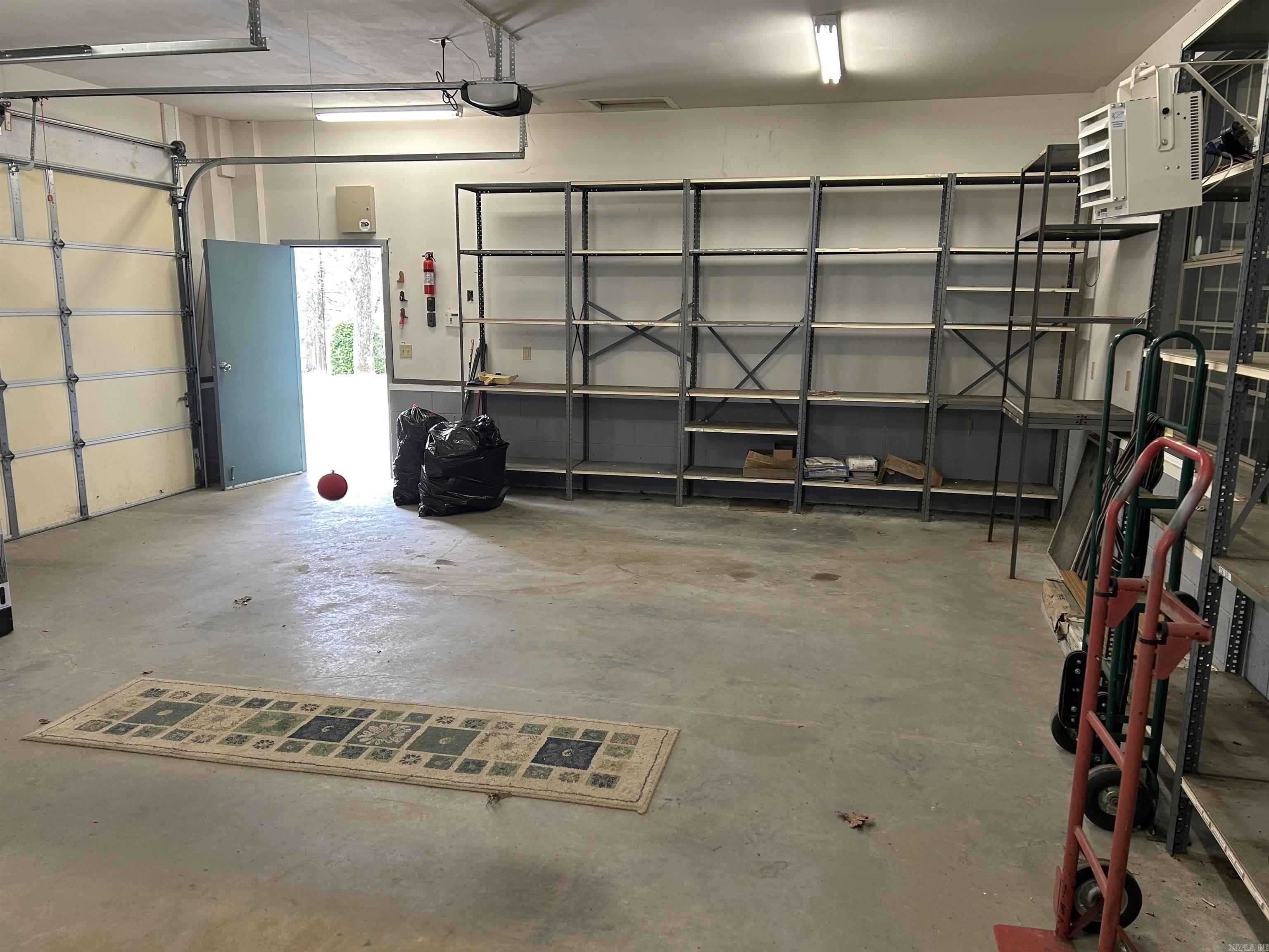 CLIFFVIEW TRACTS - Residential