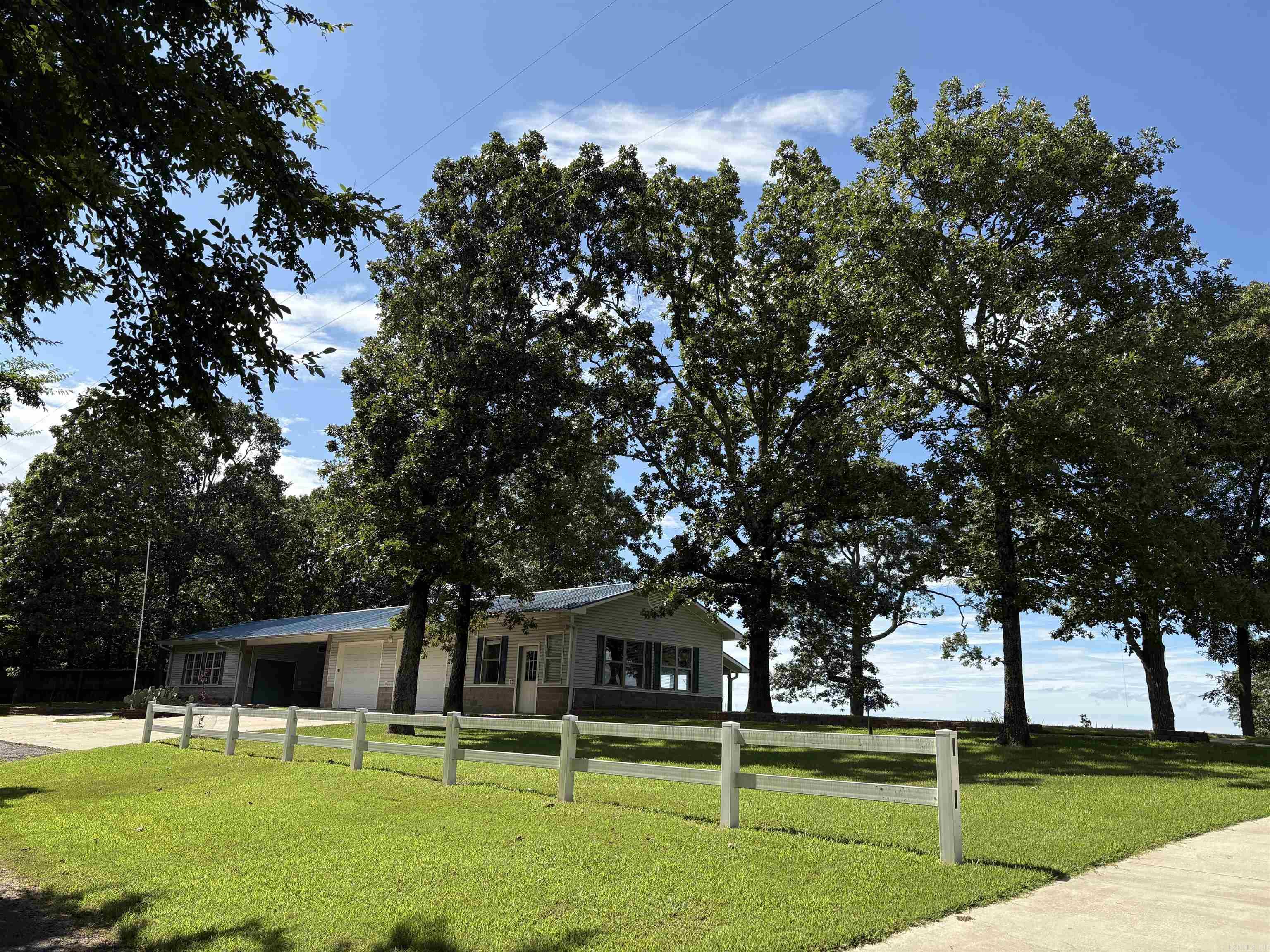 CLIFFVIEW TRACTS - Residential