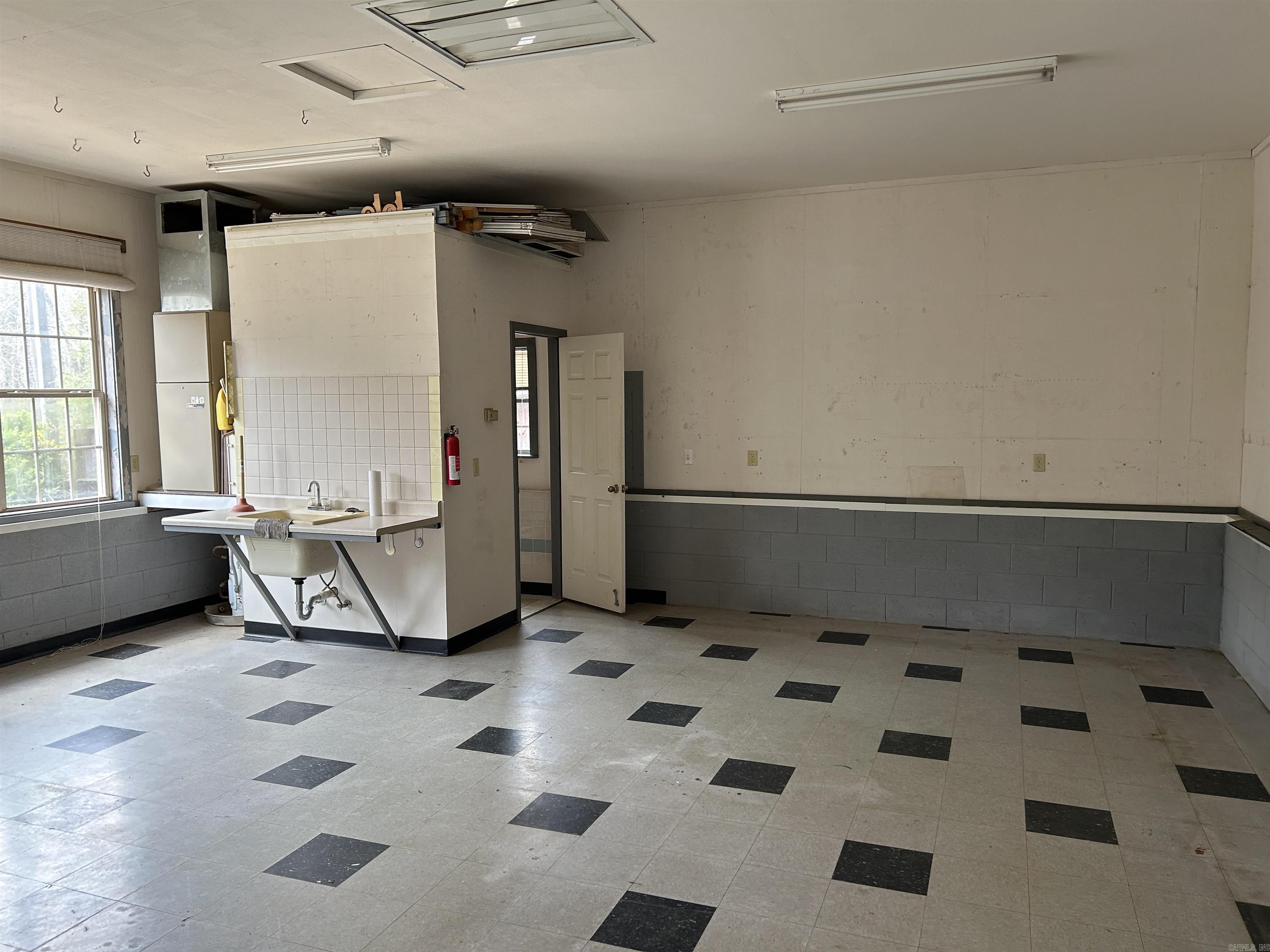 CLIFFVIEW TRACTS - Residential