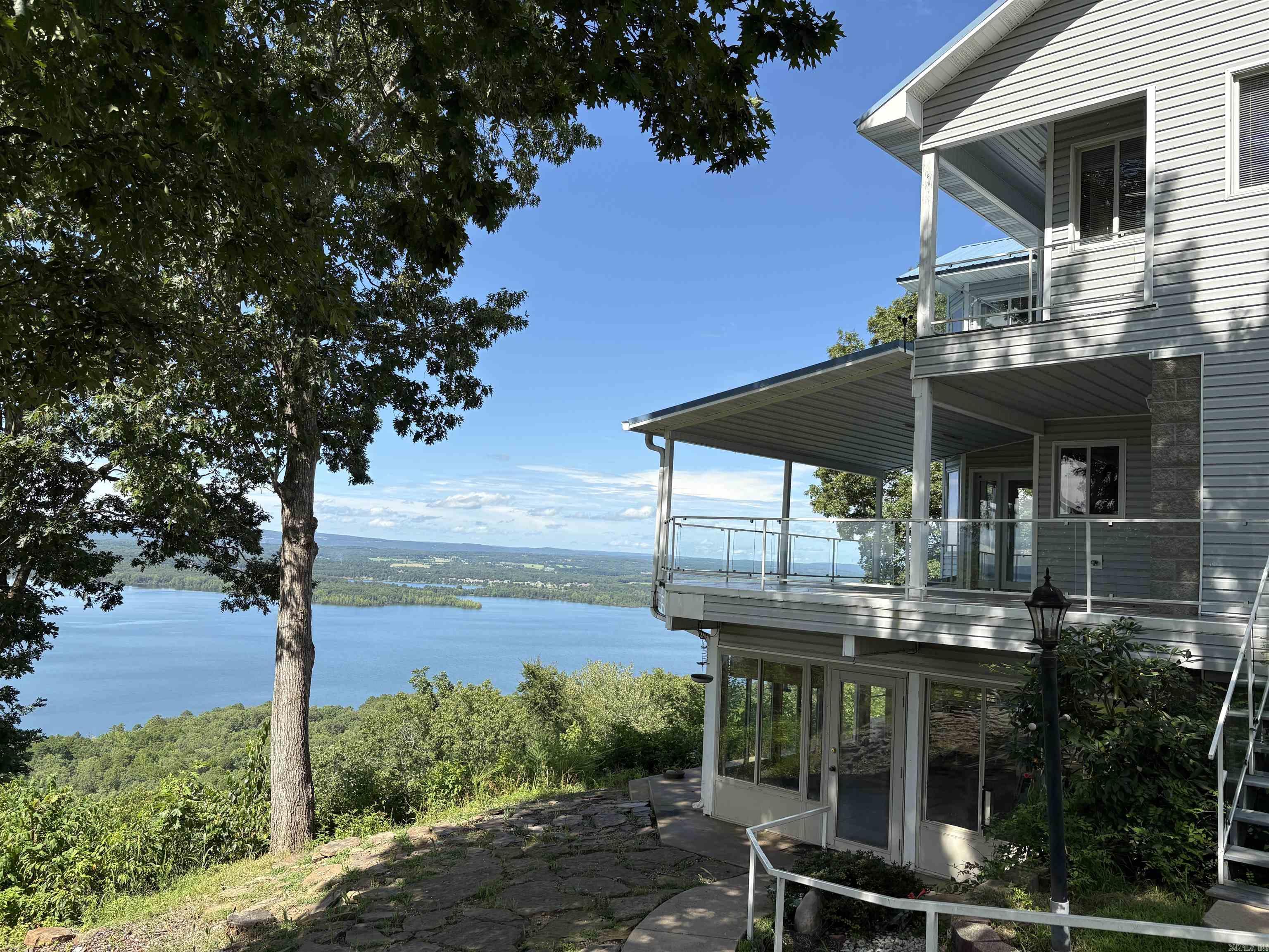 CLIFFVIEW TRACTS - Residential