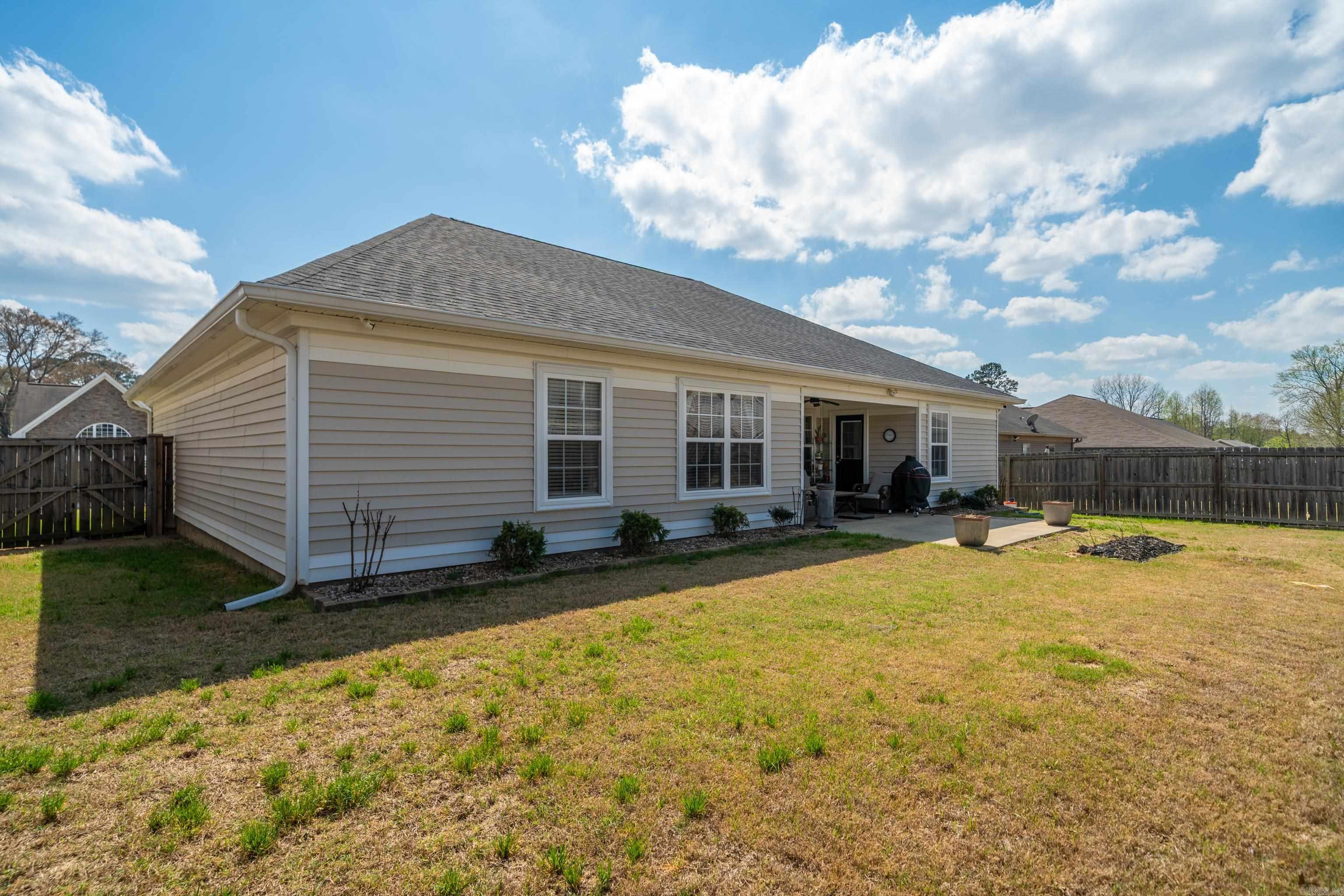 RICHLAND HILLS - Residential