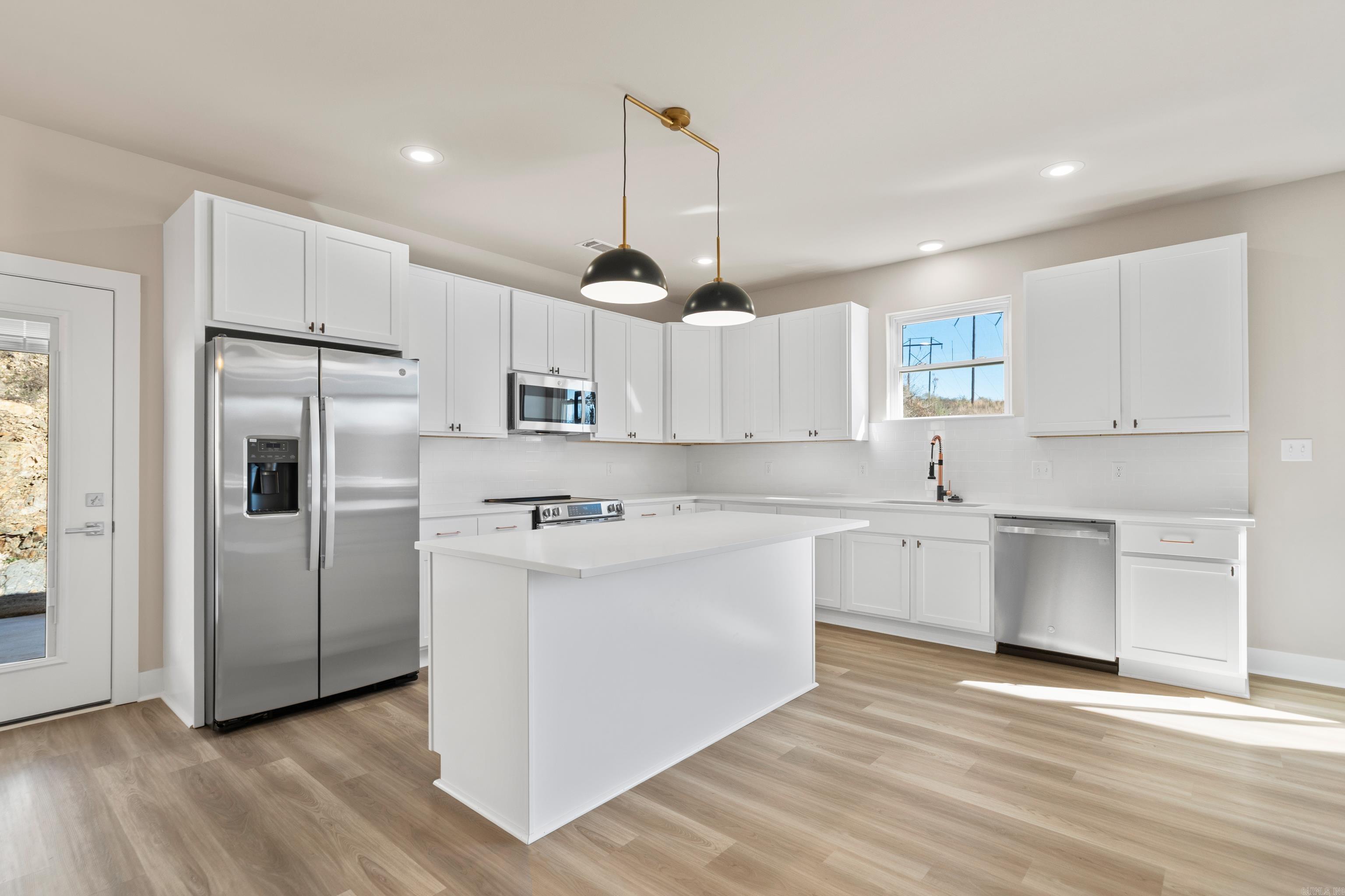 BAYSHORE COVE HPR PHASE IA - Residential