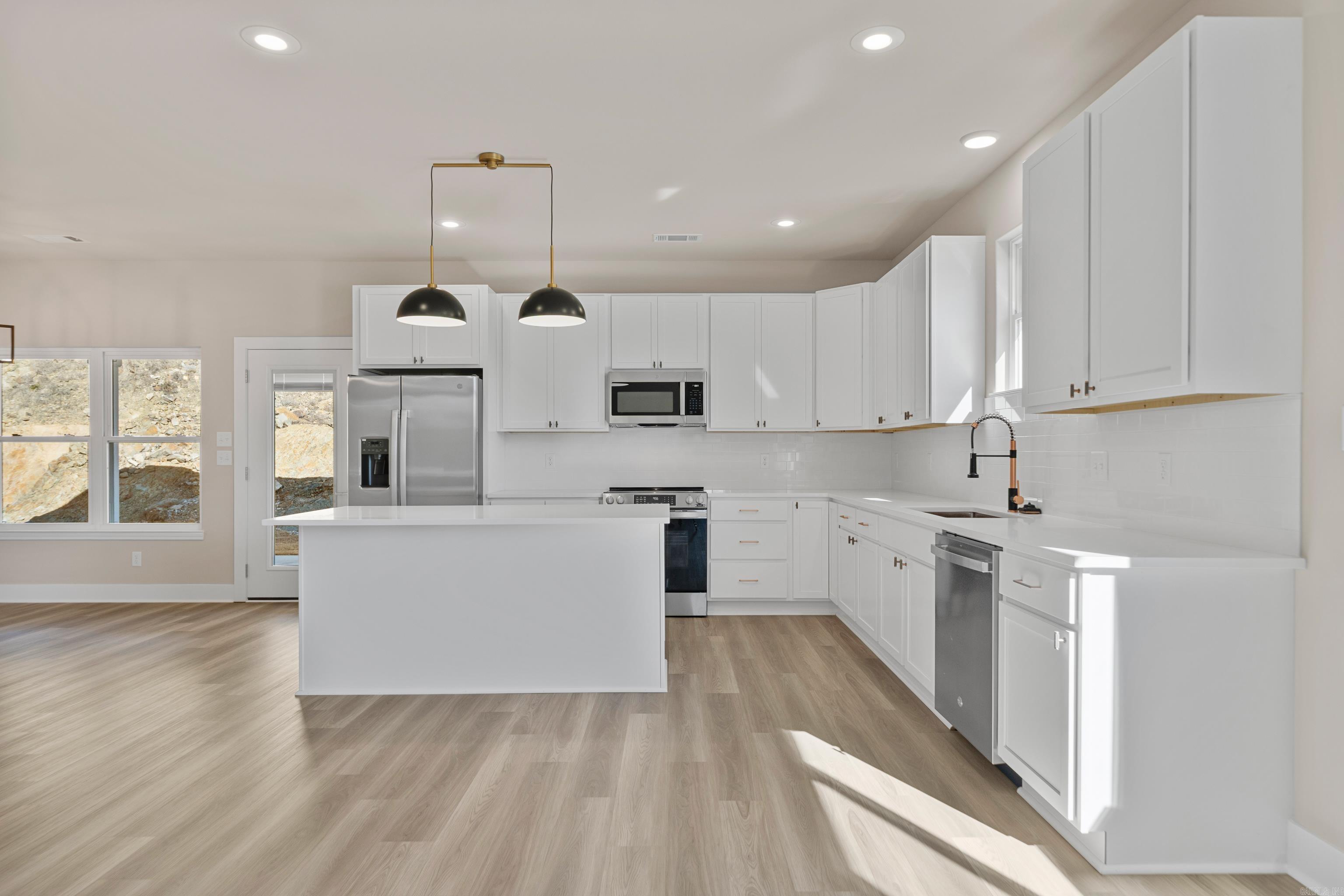 BAYSHORE COVE HPR PHASE IA - Residential