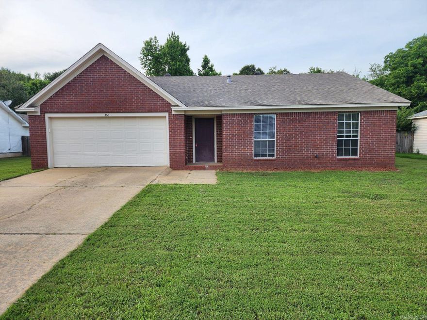 Welcome to this charming 3 bedroom, 2 bathroom home located in Benton, AR. This house features a great open floor plan, perfect for entertaining guests or relaxing with family. The spacious kitchen comes equipped with a microwave and dishwasher, making meal prep a breeze. Step outside to the big fenced-in backyard, ideal for enjoying the outdoors in privacy. Don't miss out on the opportunity to make this house your new home!