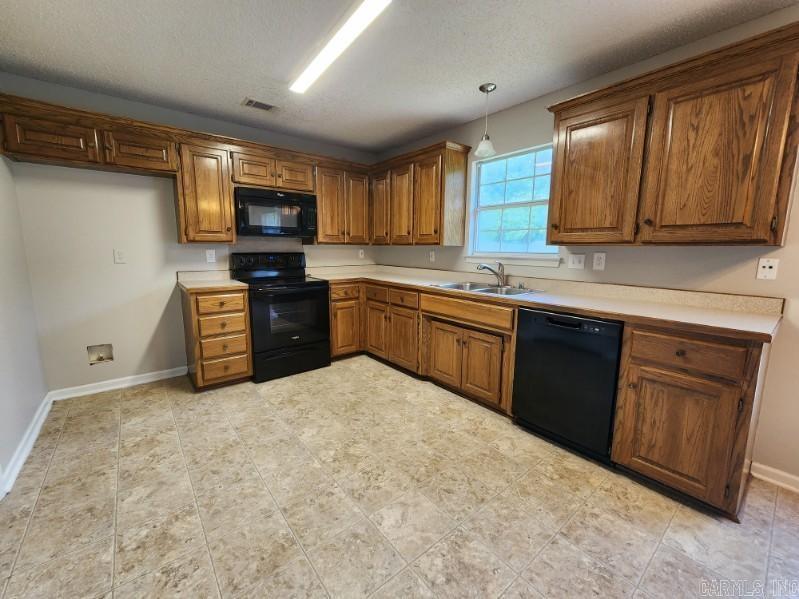 Hickory Springs - Residential Lease