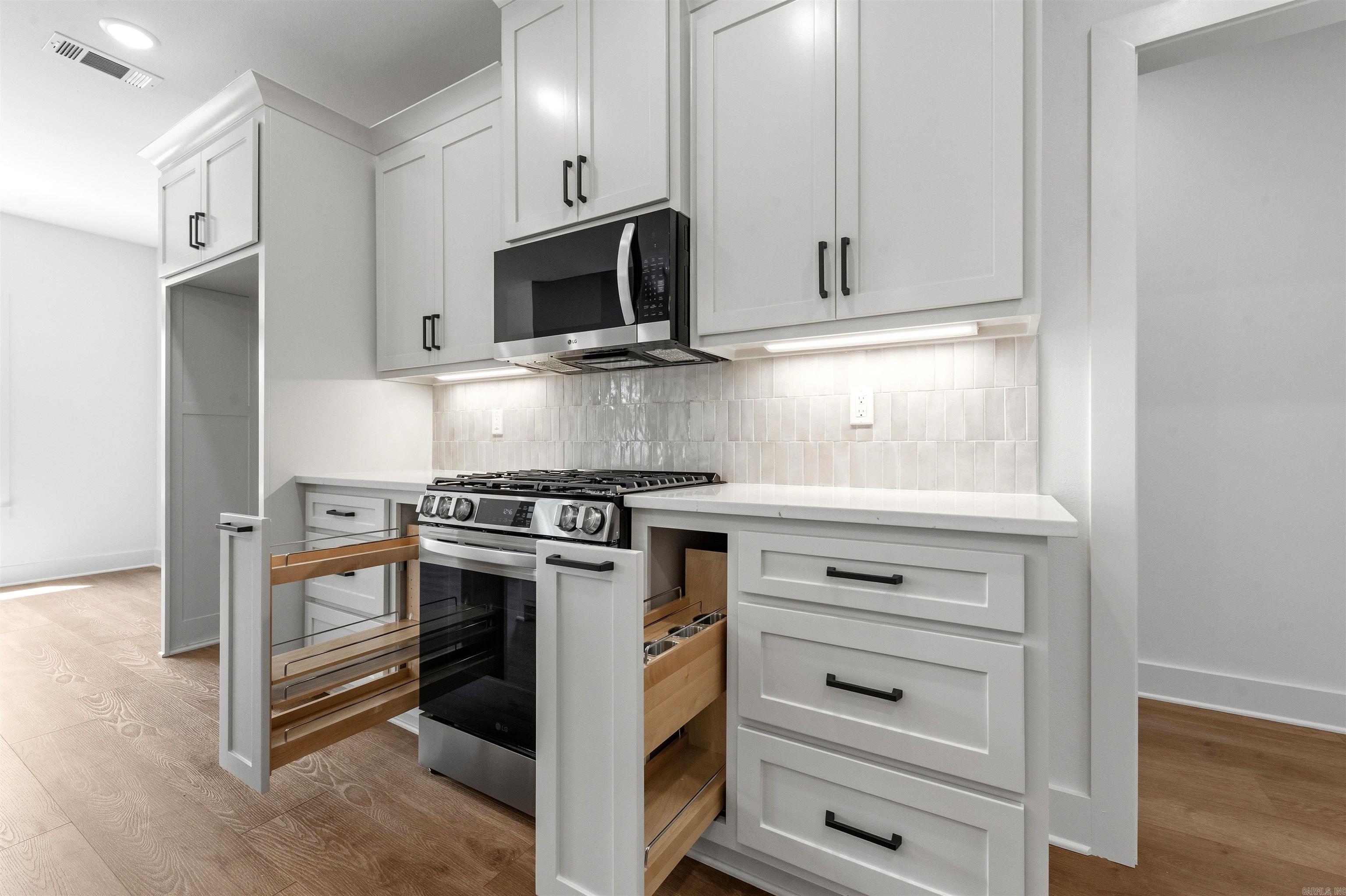 Forest Oaks - Residential
