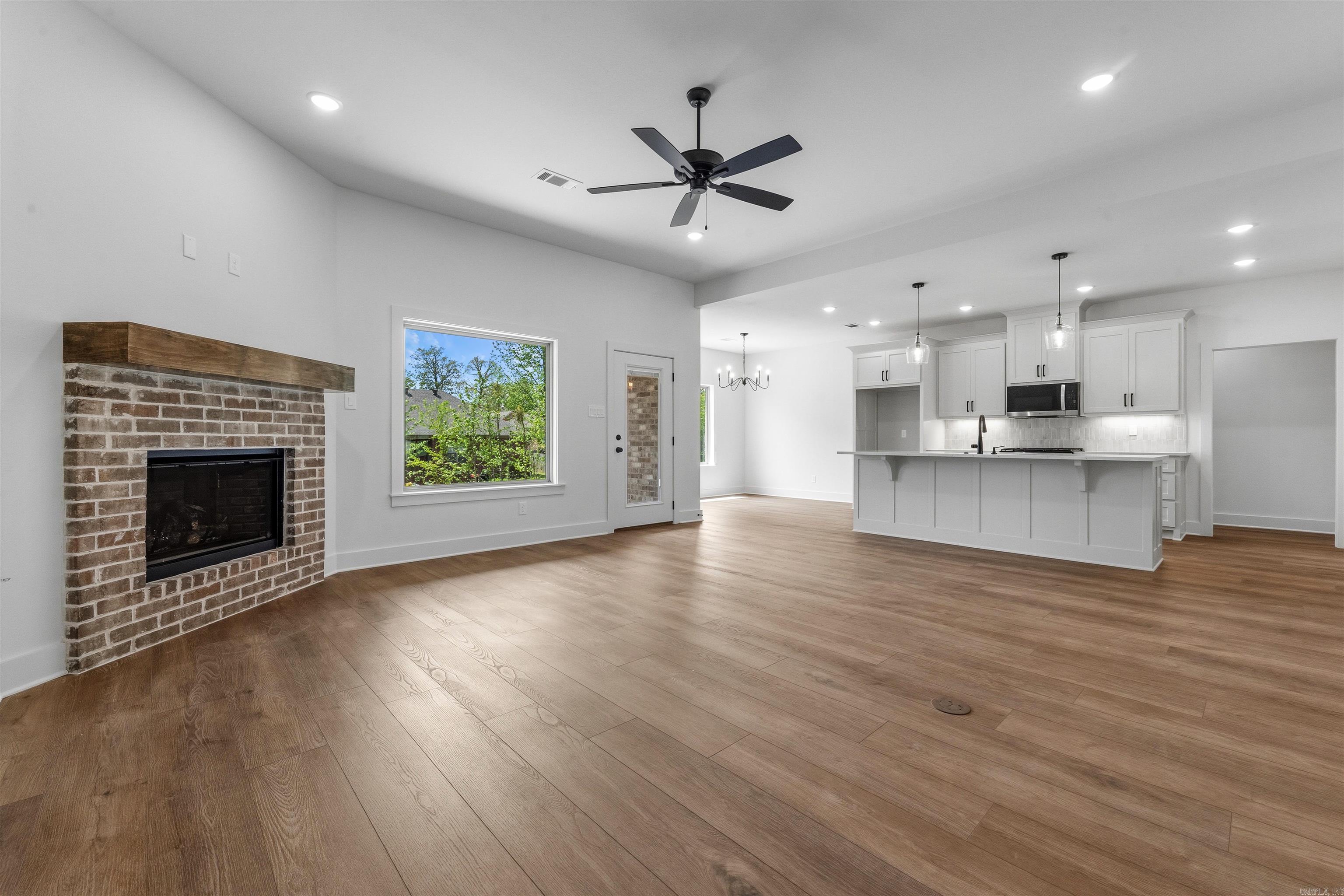 Forest Oaks - Residential