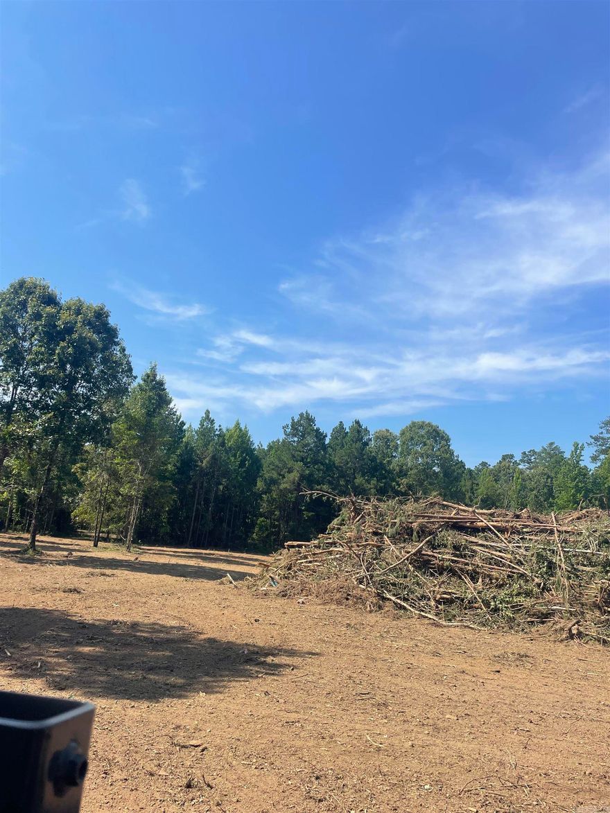 Prime land on Barkada road