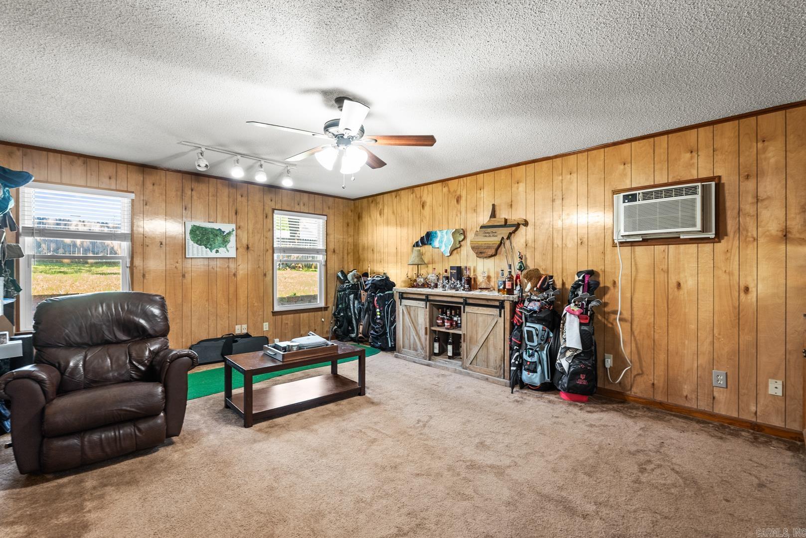 TIMBER RIDGE - Residential