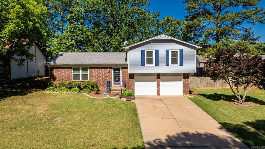 Wonderful home on a cul-de-sac in a great location.  The kitchen has been updated to include granite counter tops, tile backsplash and stainless appliances.  There is a nice area for a large kitchen table and great cabinet space.  The family room has a fireplace, vaulted ceiling and attractive built in shelving.  The living space and kitchen have updated LVP flooring.  Downstairs is a laundry room with extra storage space and a bonus room.  The bonus room provides a very desirable additional living space.  Upstairs are three bedrooms.  Both bathrooms have been renovated to include granite countertops and updated flooring.  The backyard is fully fenced with a deck and gazebo providing a fabulous place for entertaining or just hanging out. There is also a shop in the back. Roof was replaced 2022, hot water heater 2021 and new Low E windows in 2011.  Refrigerator, washer, dryer, and outdoor gazebo staying with the property if they buyer would like these items.