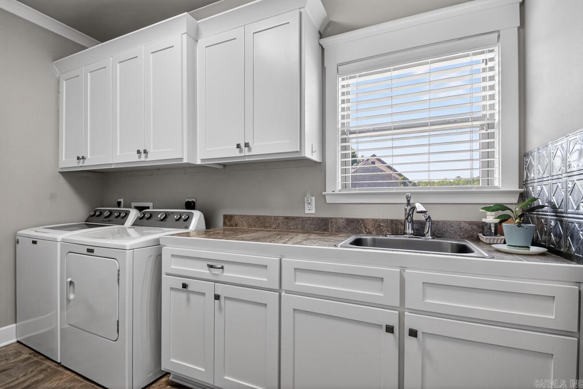 WOODLANDS EDGE - Residential