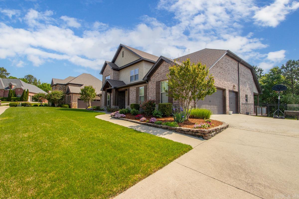 WOODLANDS EDGE - Residential