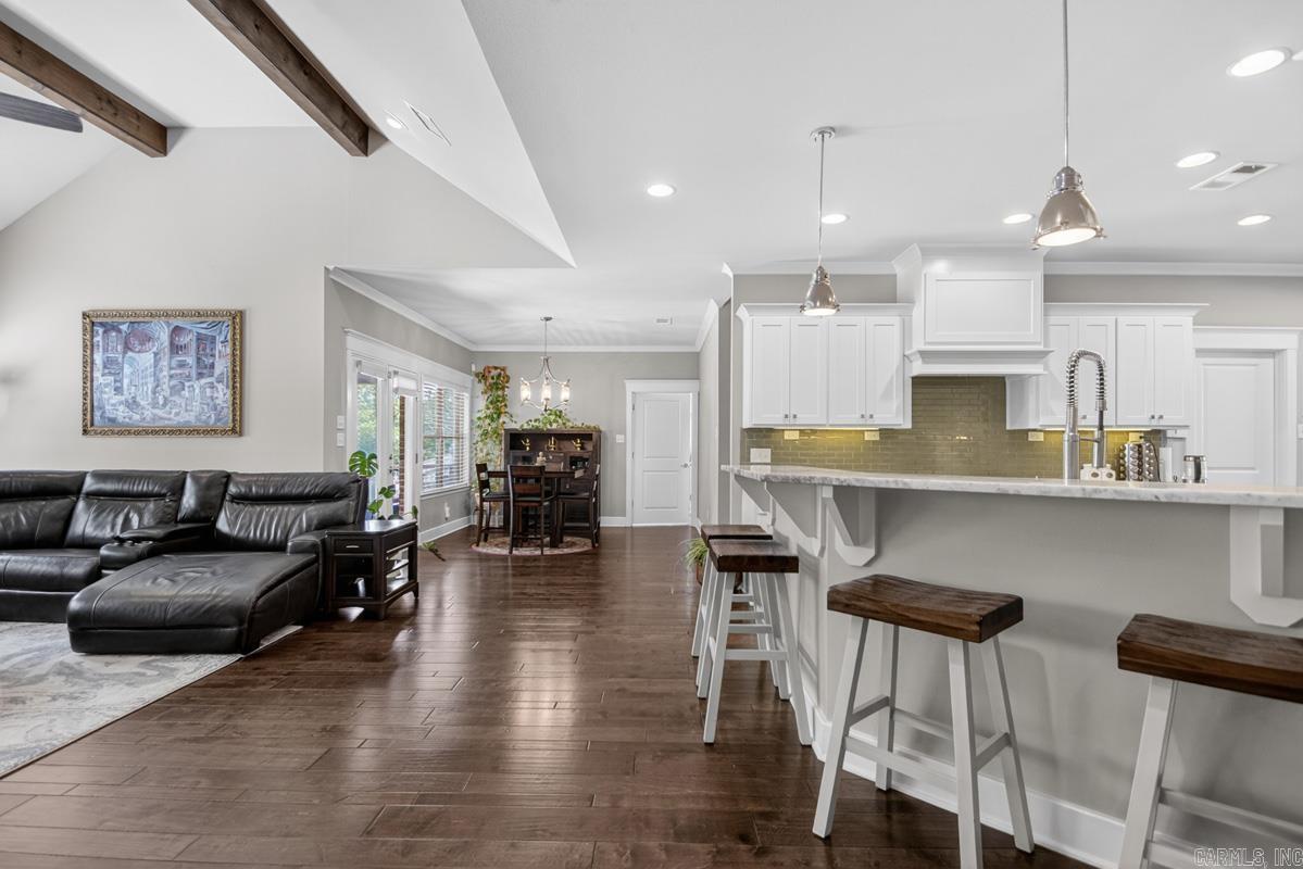 WOODLANDS EDGE - Residential