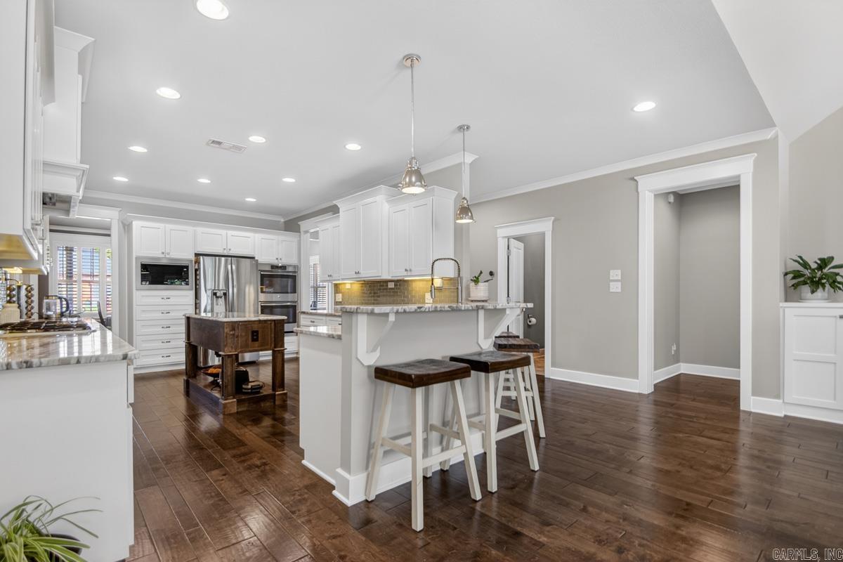 WOODLANDS EDGE - Residential