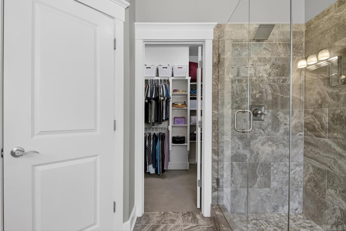 WOODLANDS EDGE - Residential