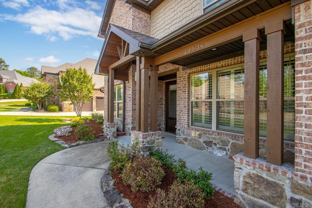 WOODLANDS EDGE - Residential