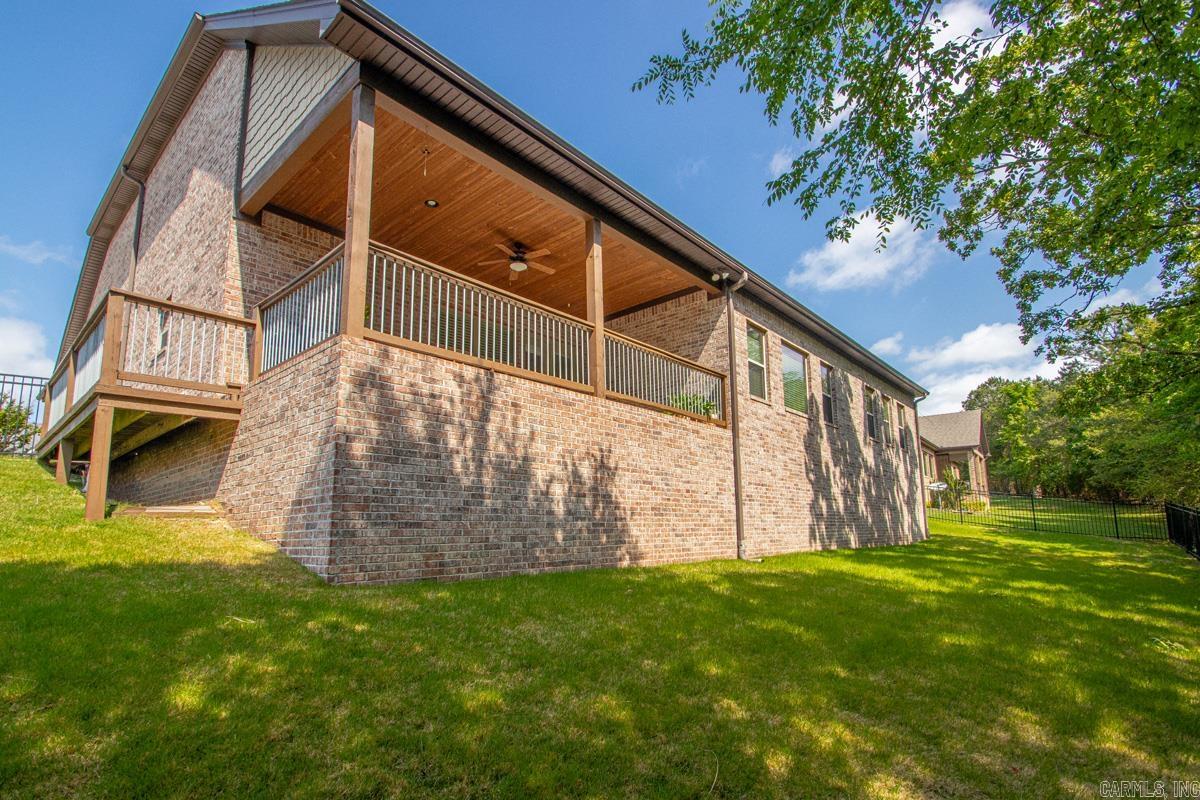 WOODLANDS EDGE - Residential