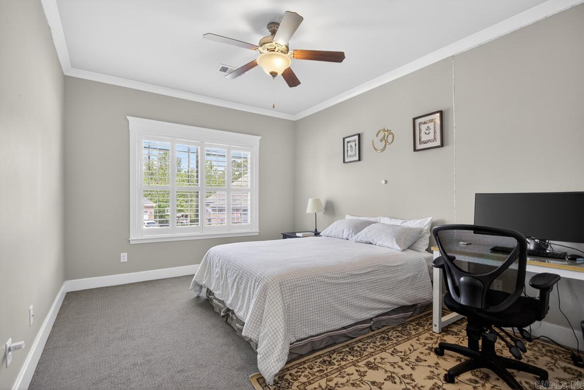 WOODLANDS EDGE - Residential